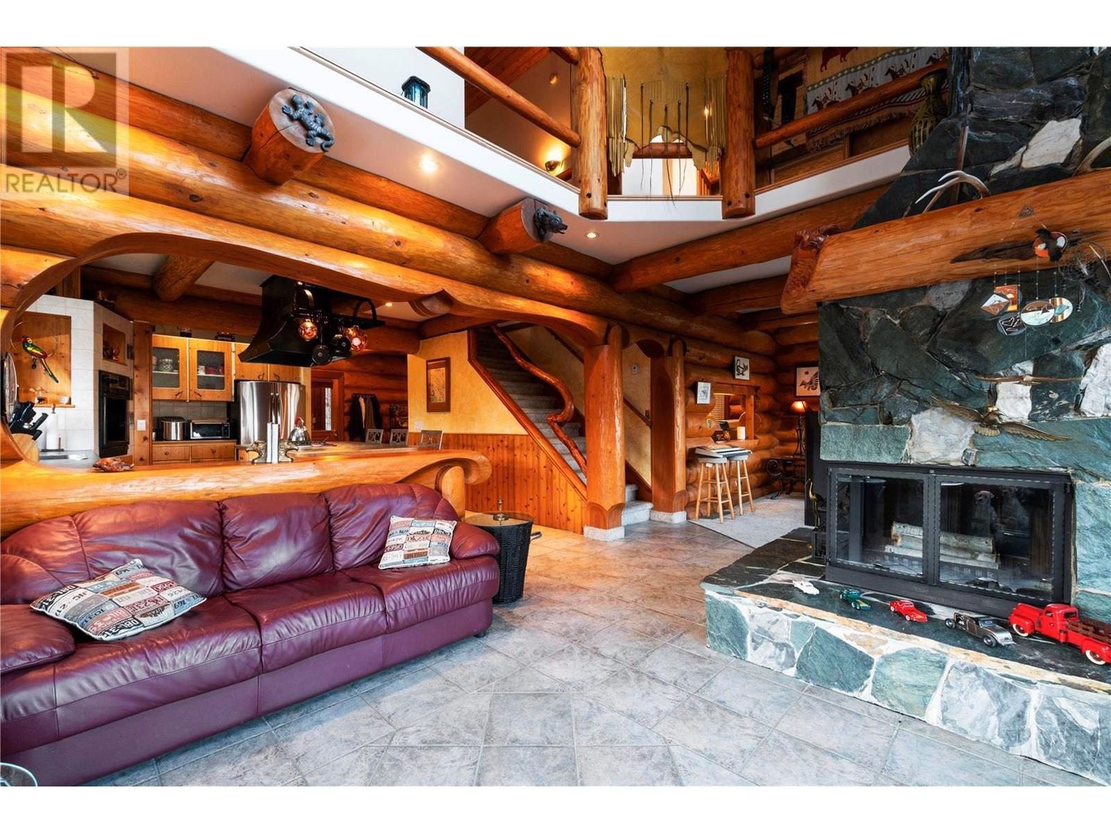 4955 Ivy Road, Eagle Bay