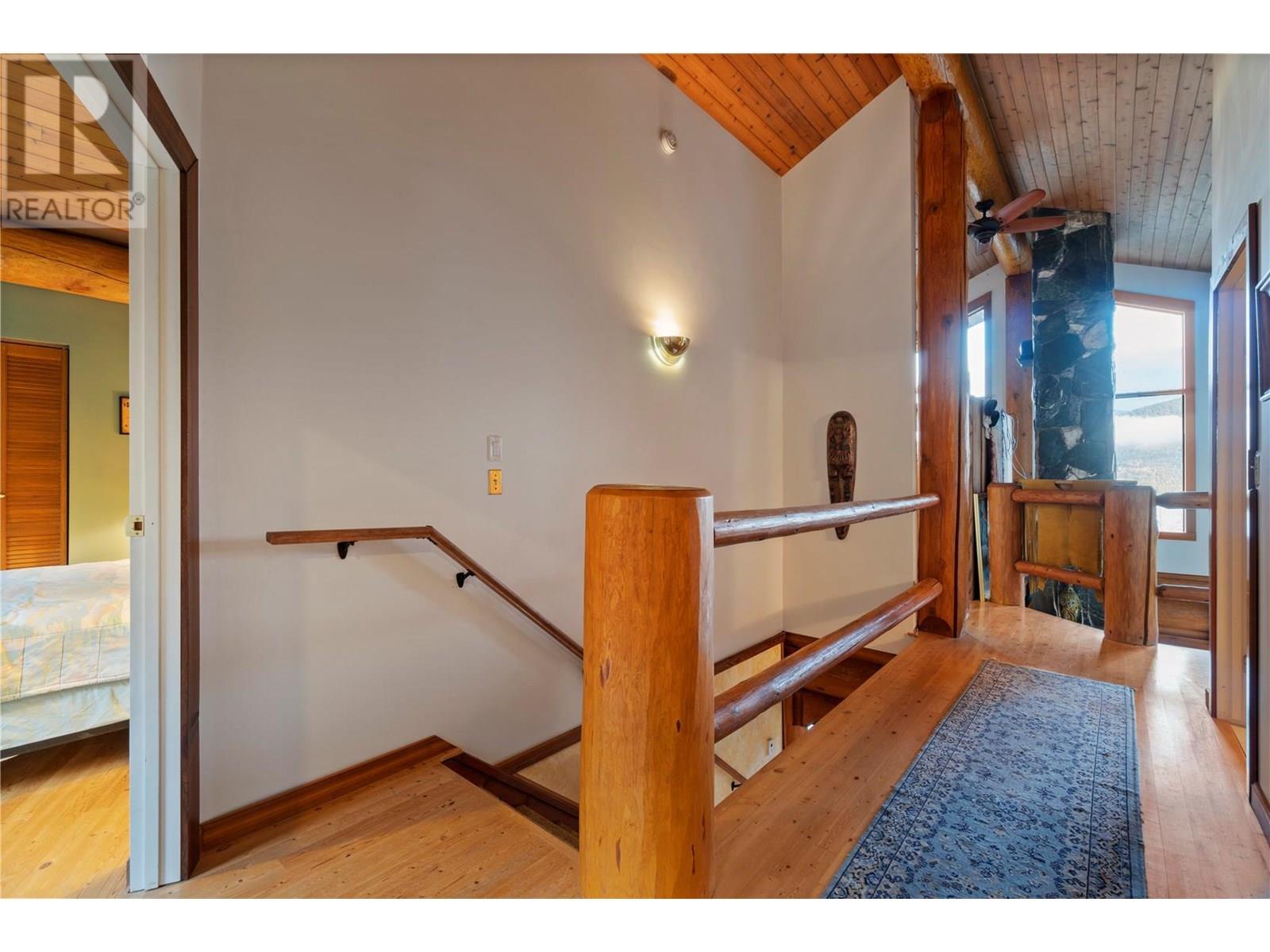 4955 Ivy Road, Eagle Bay