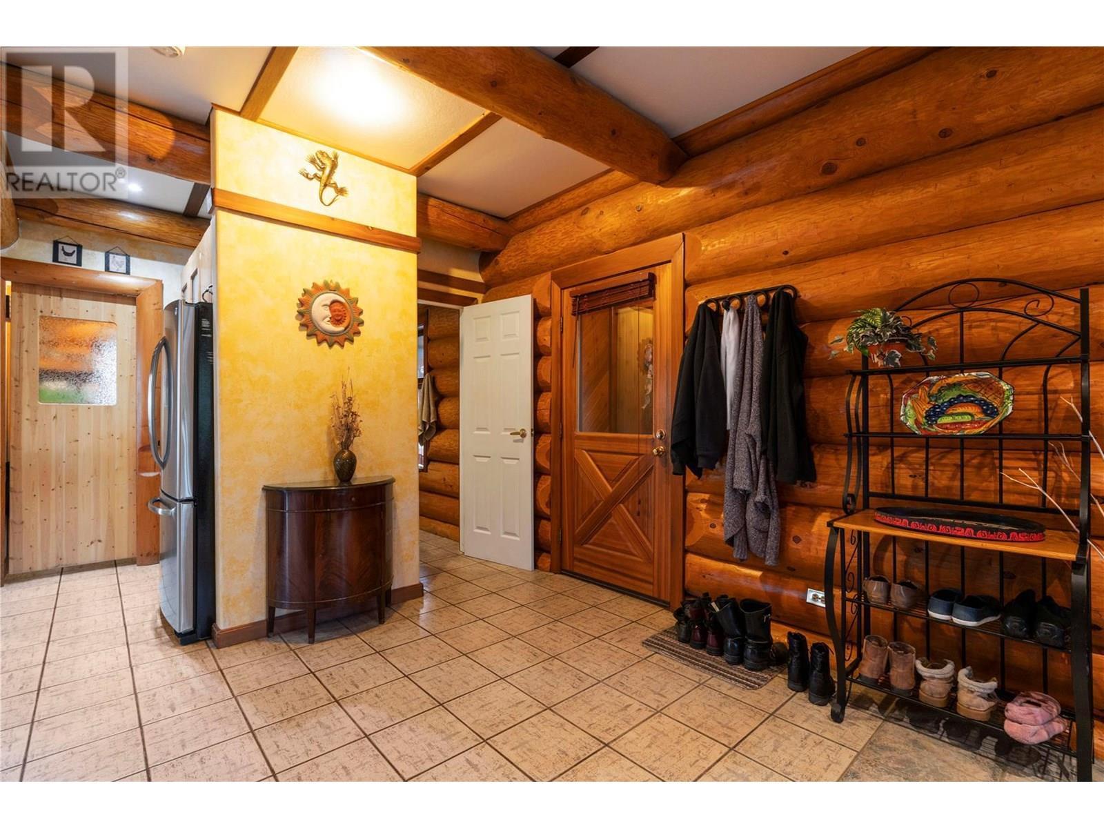 4955 Ivy Road, Eagle Bay