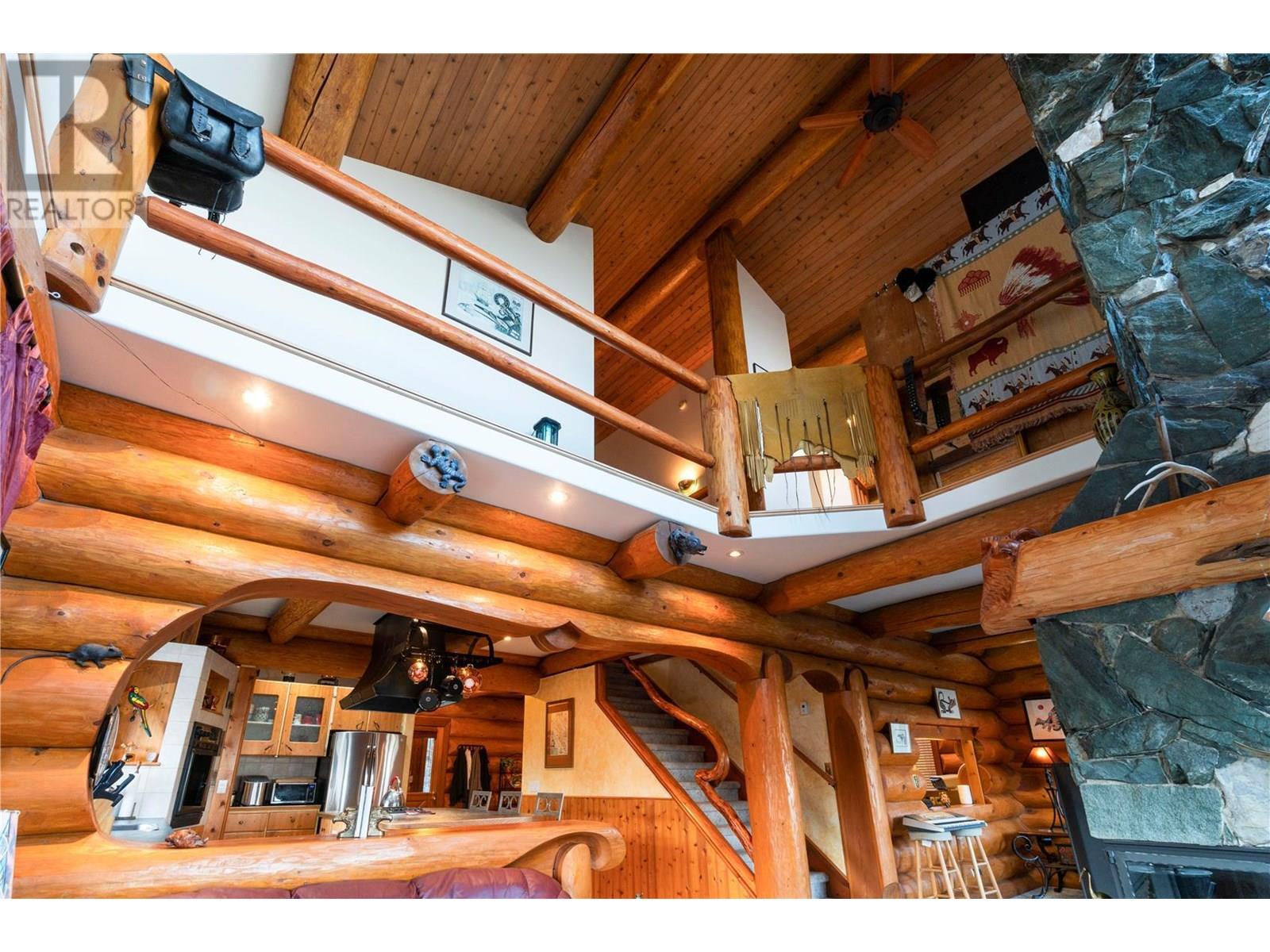 4955 Ivy Road, Eagle Bay
