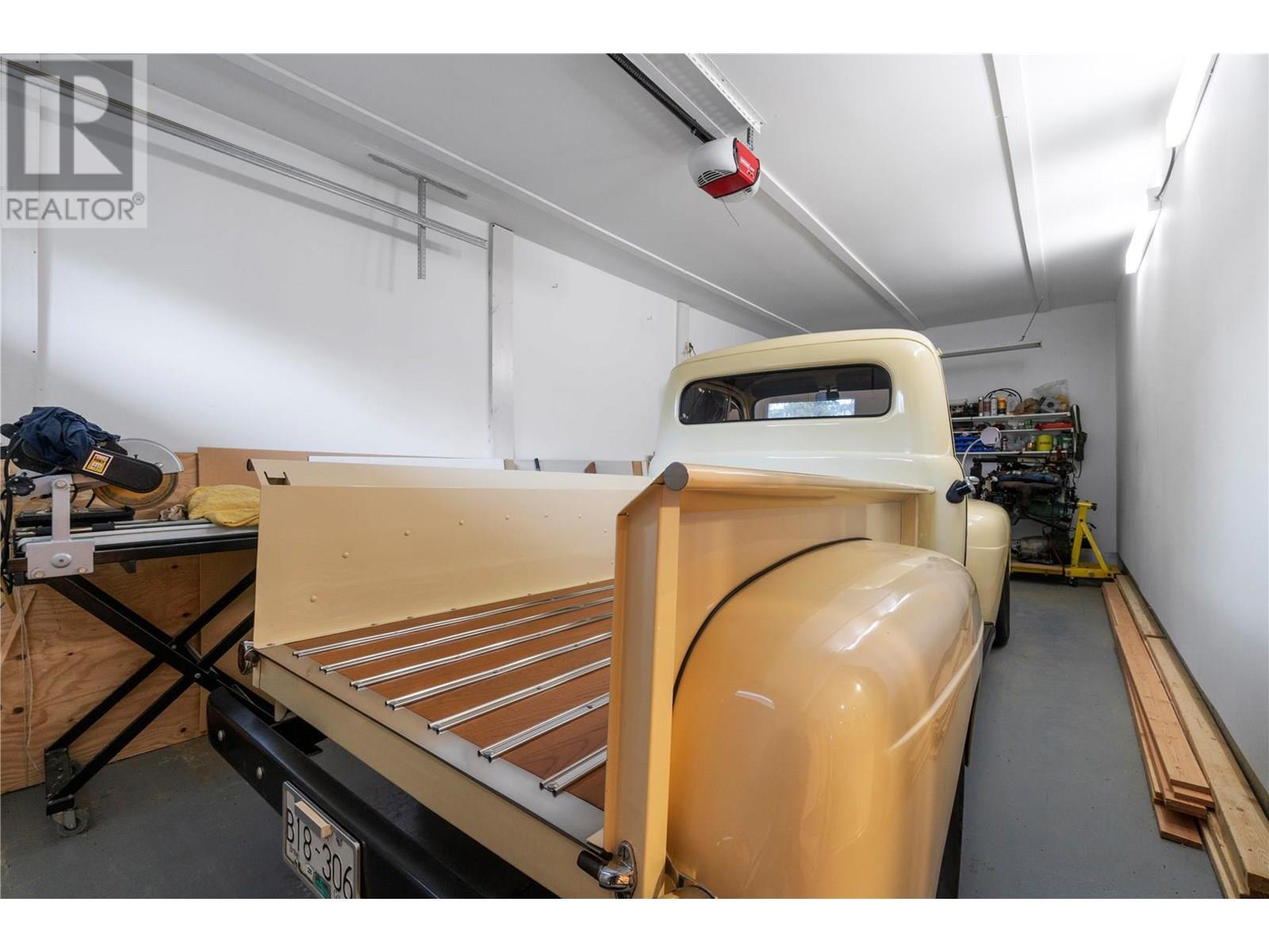 4955 Ivy Road, Eagle Bay