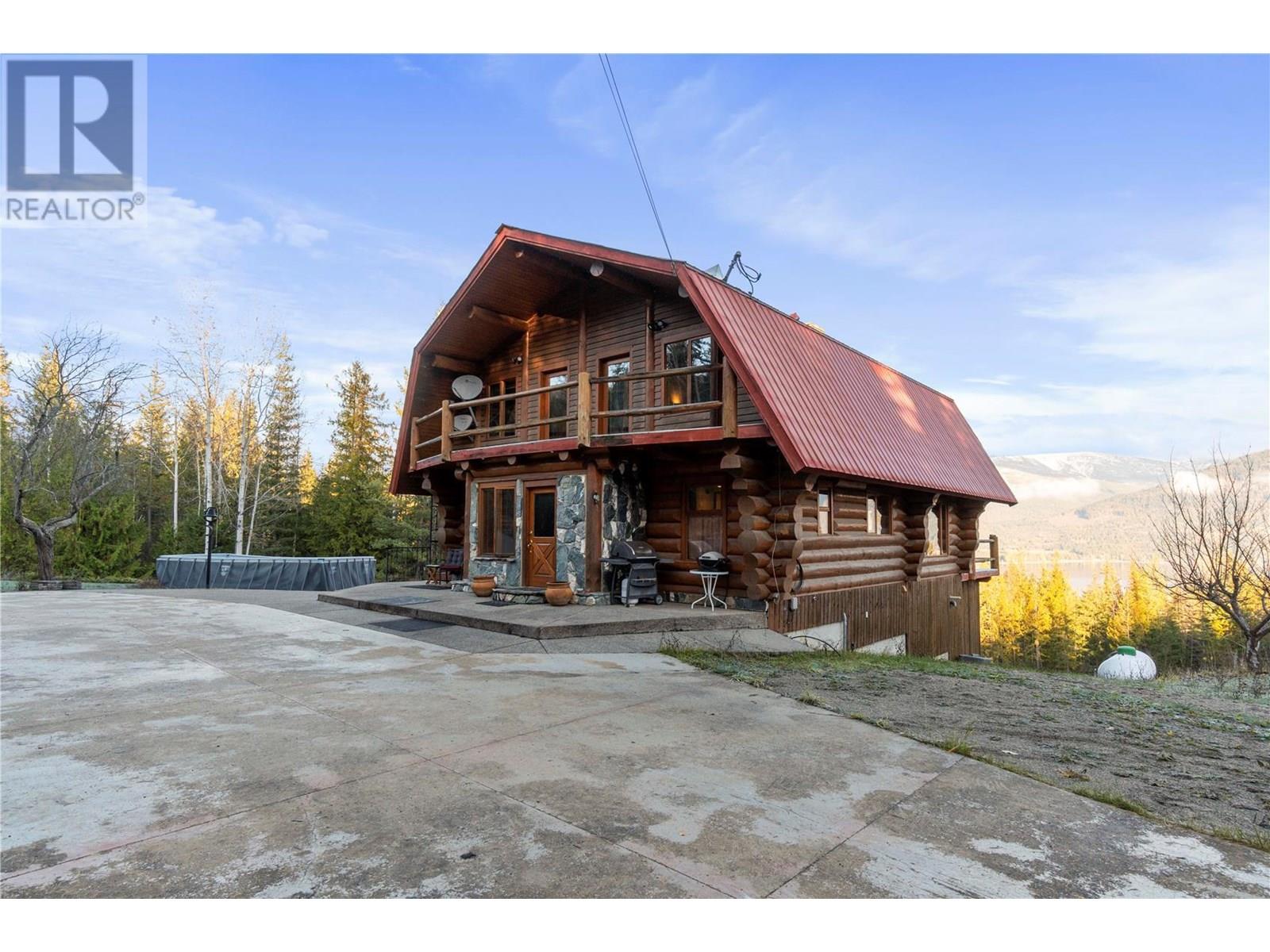 4955 Ivy Road, Eagle Bay
