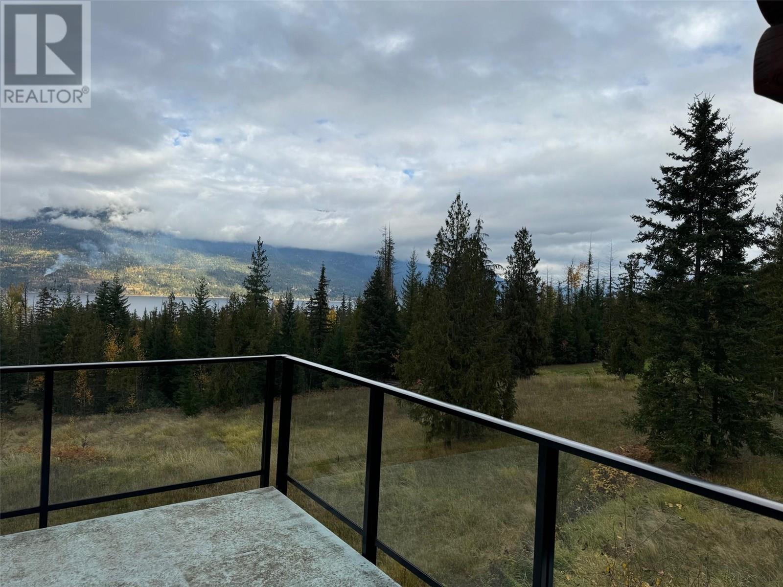 4955 Ivy Road, Eagle Bay