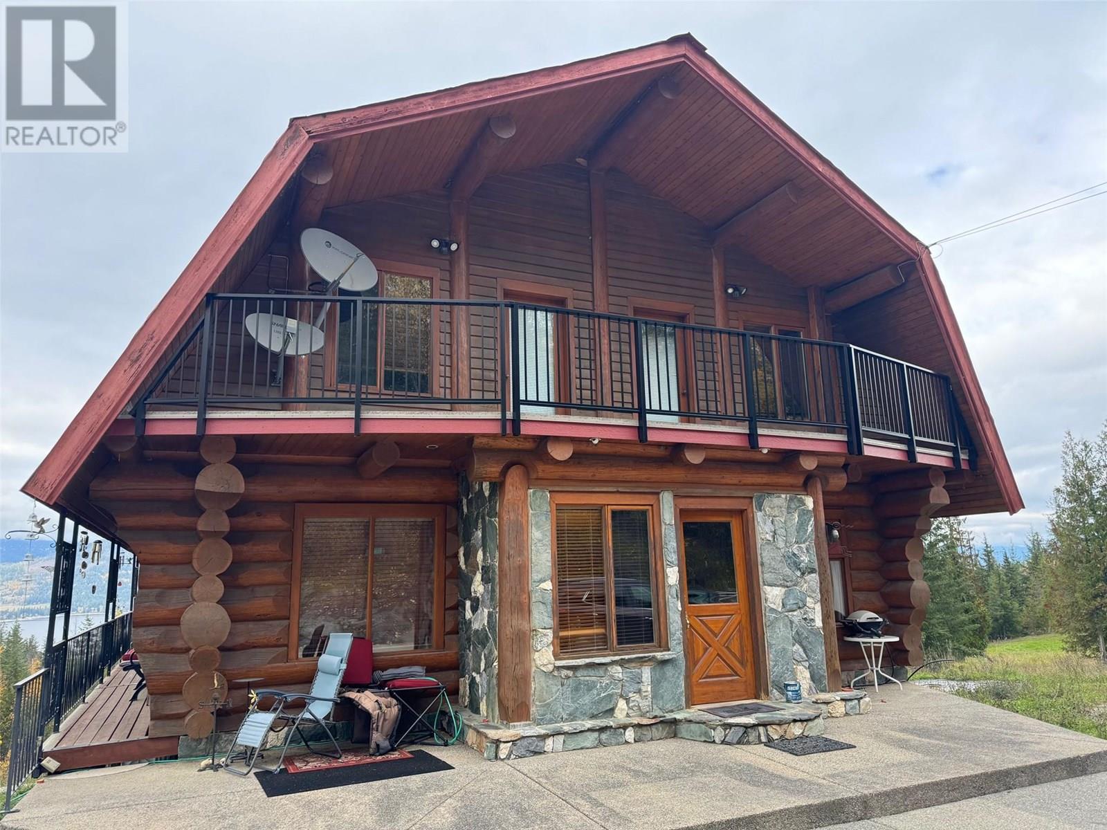 4955 Ivy Road, Eagle Bay