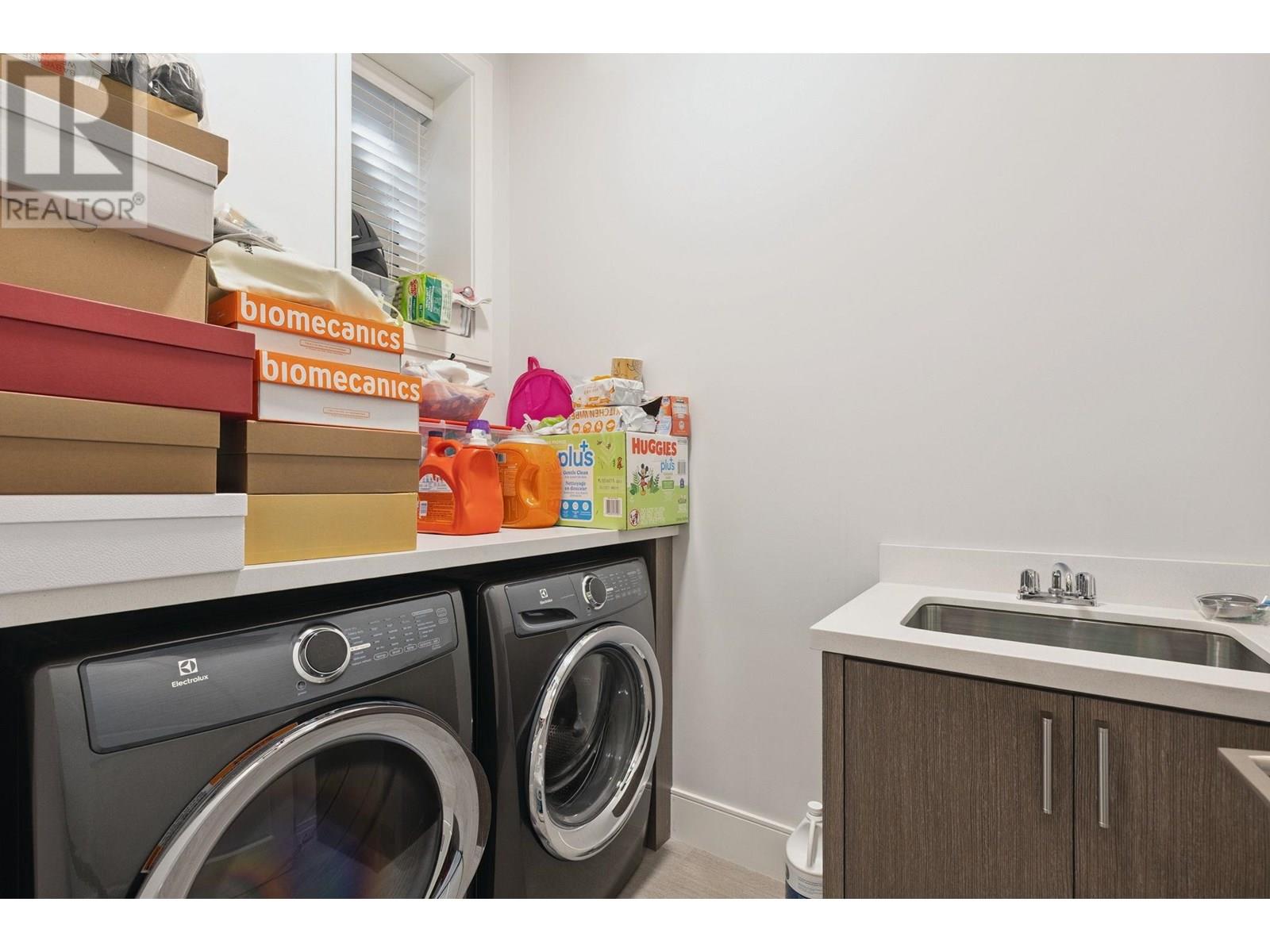1149 W 26TH AVENUE, Vancouver