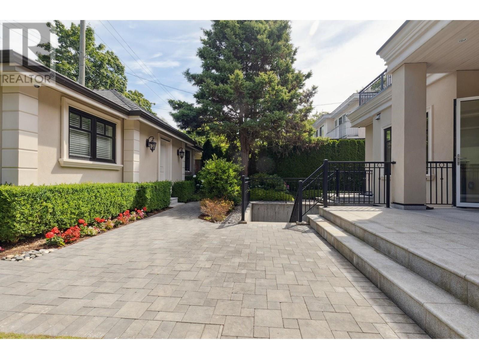 1149 W 26TH AVENUE, Vancouver