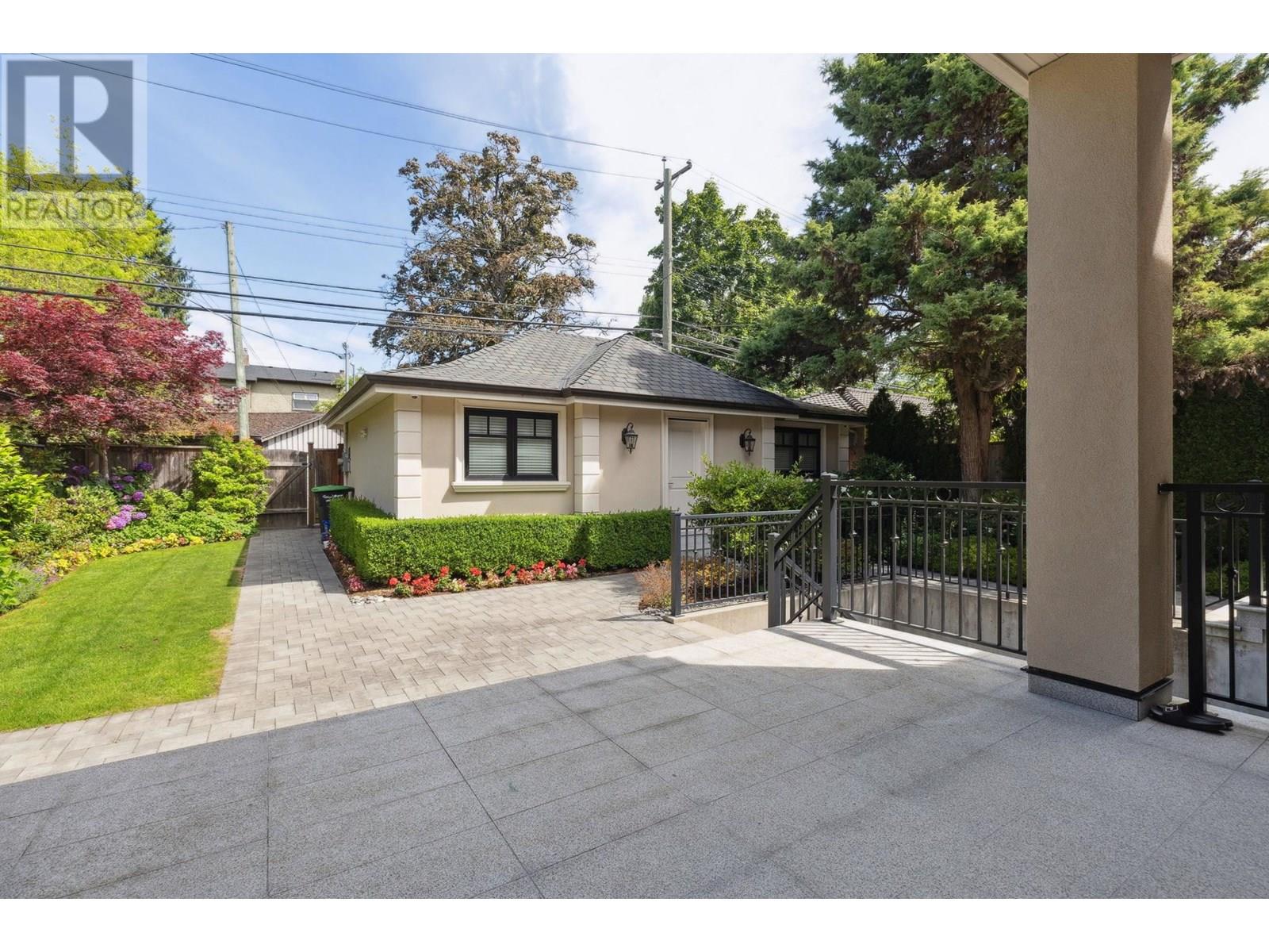 1149 W 26TH AVENUE, Vancouver