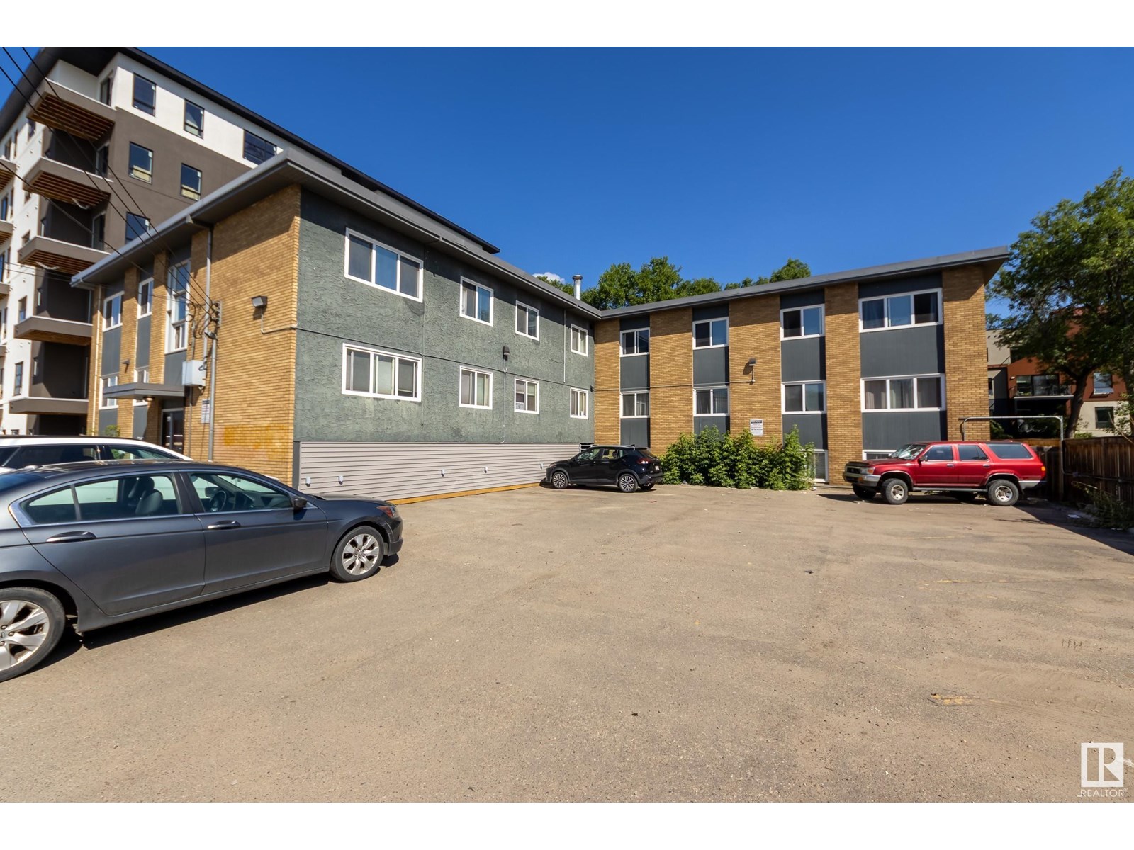 Photo 21 of 5 10015 83 Av Nw, Edmonton AB