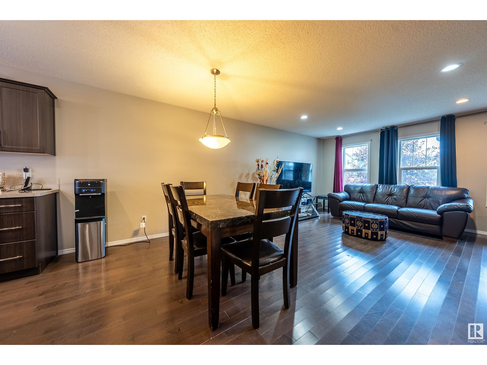 Photo 14 of 17580 58 St Nw, Edmonton AB