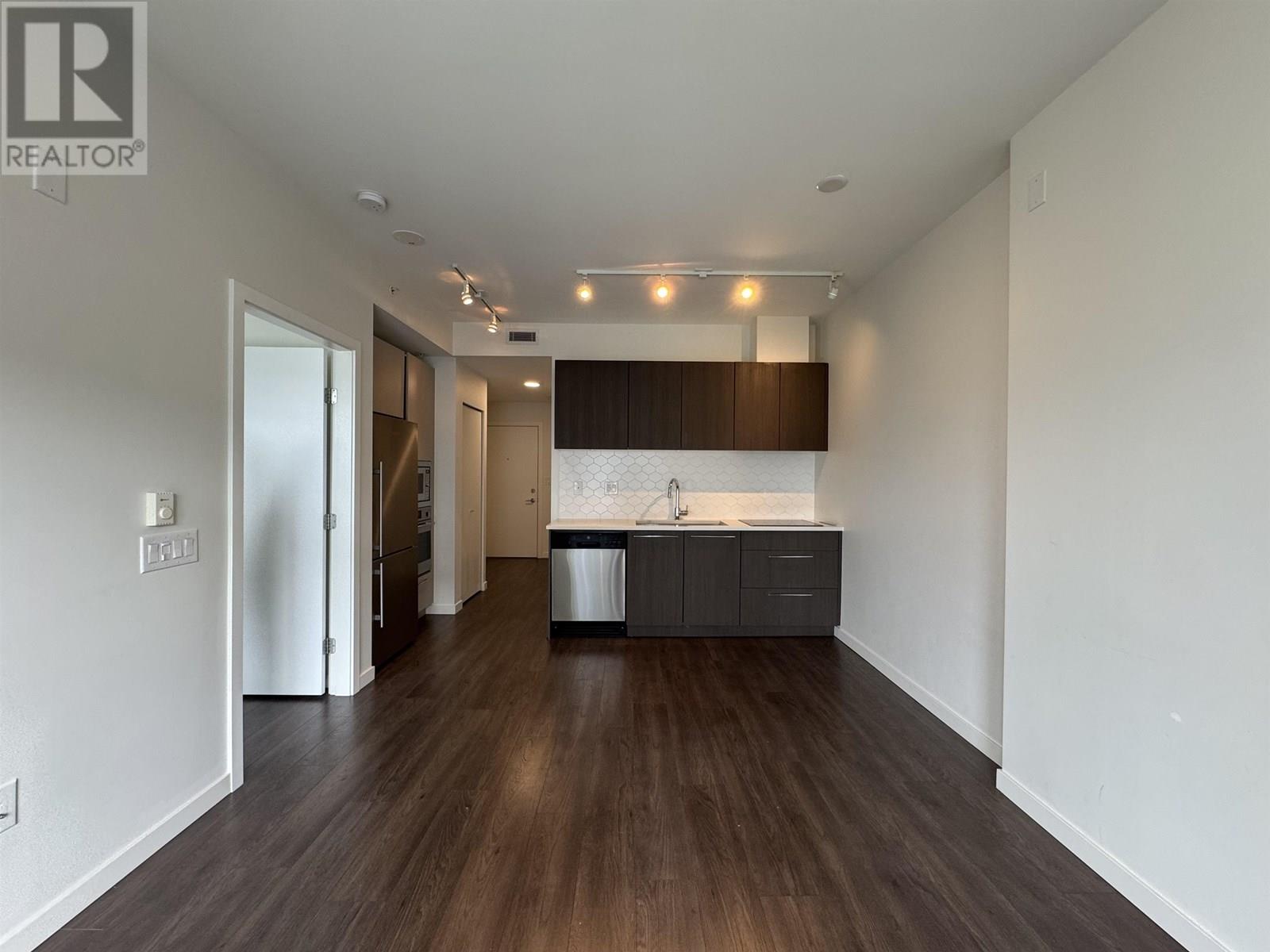1707 691 NORTH ROAD, Coquitlam
