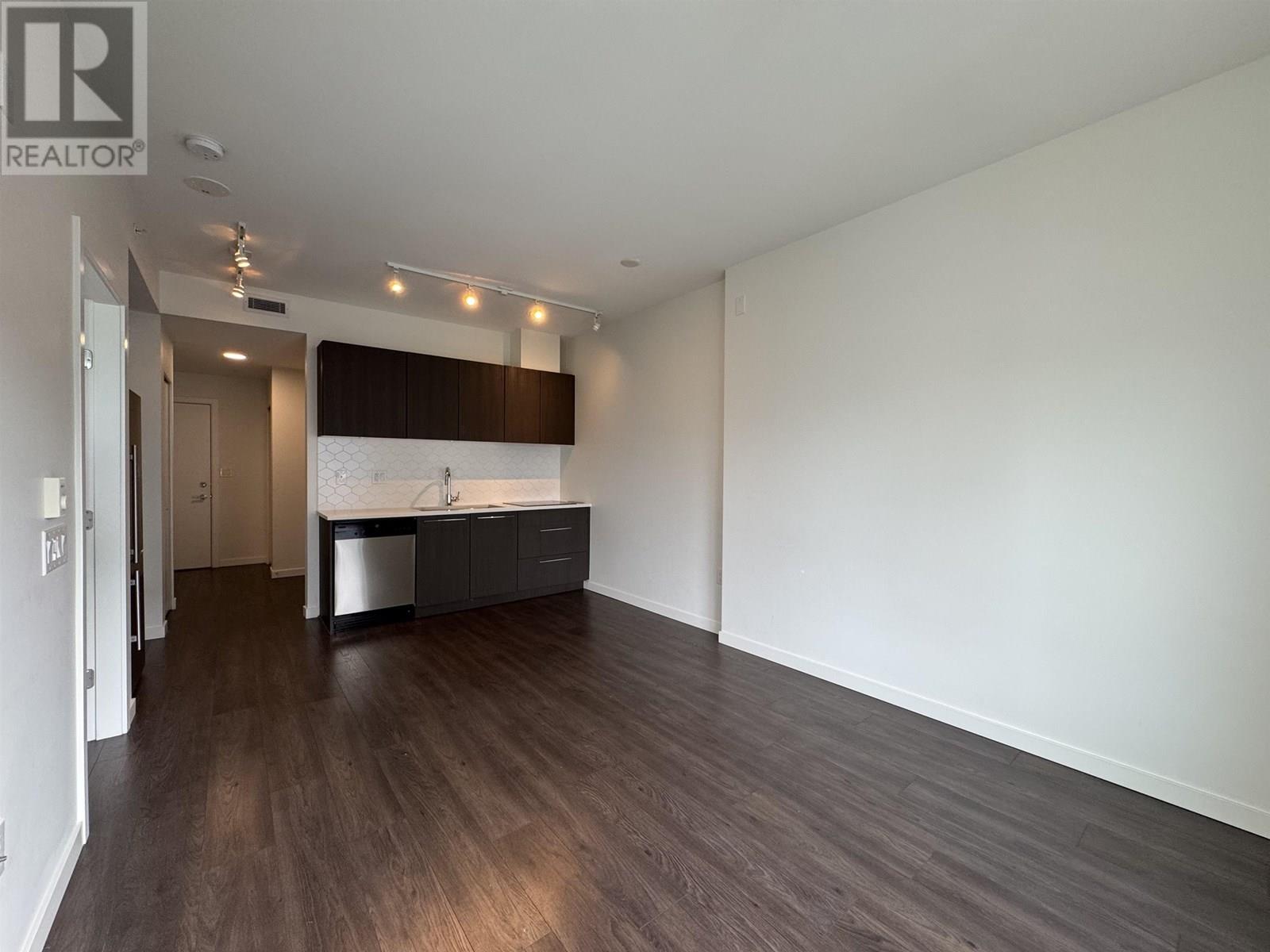 1707 691 NORTH ROAD, Coquitlam