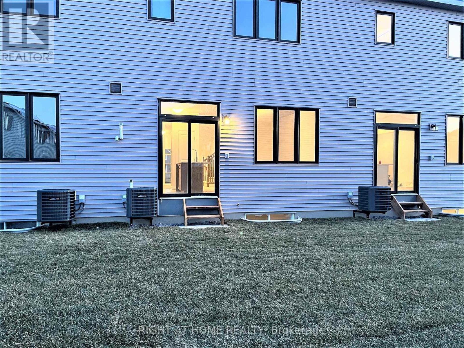 Photo 18 of 151 Chakra Street, Ottawa ON