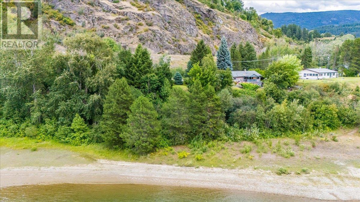 1986 Brilliant Road, Castlegar