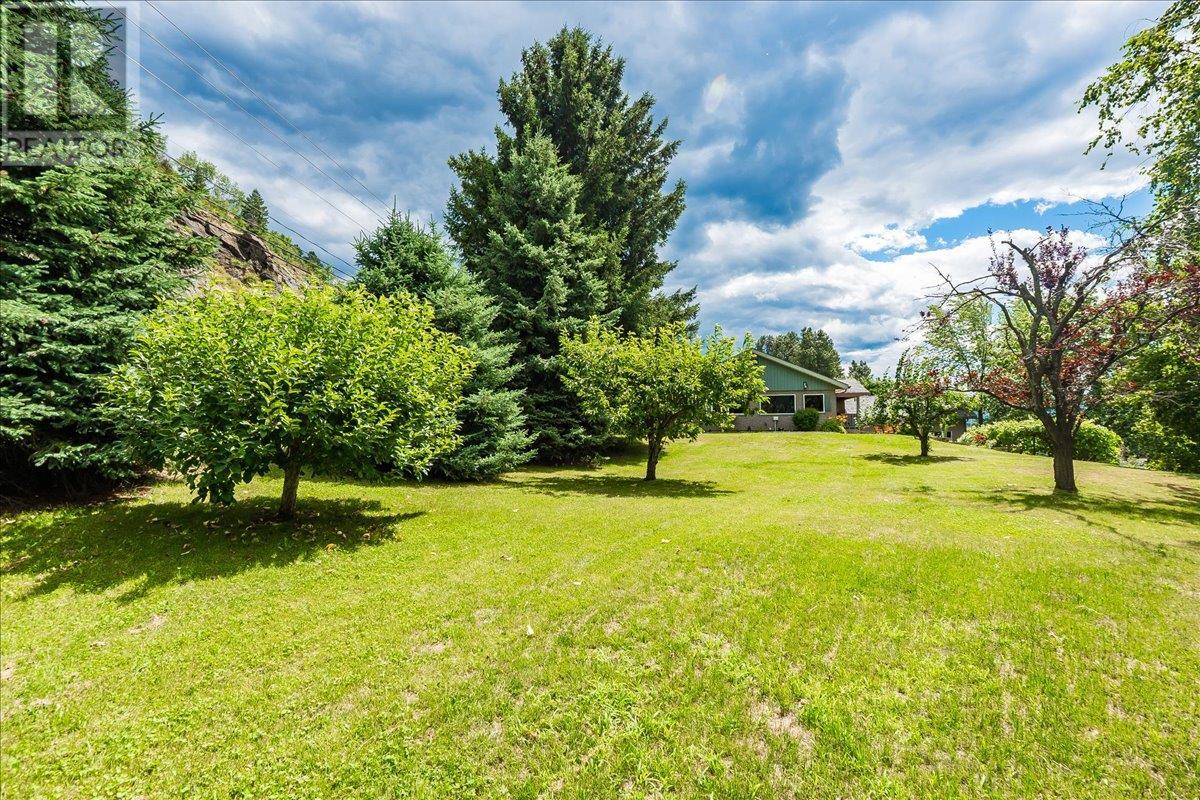 1986 Brilliant Road, Castlegar