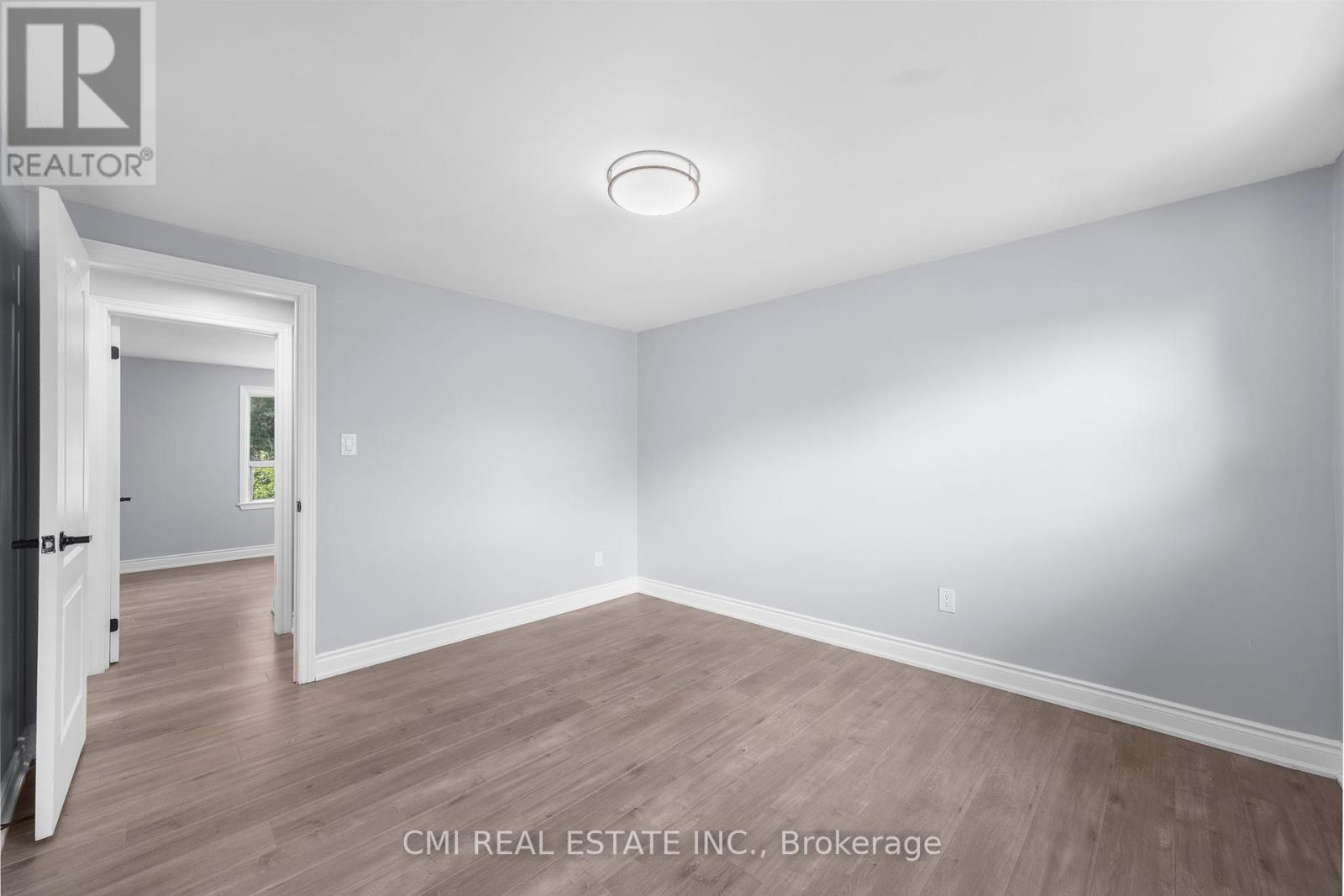Photo 23 of 24 Fallingdale Crescent, Brampton ON