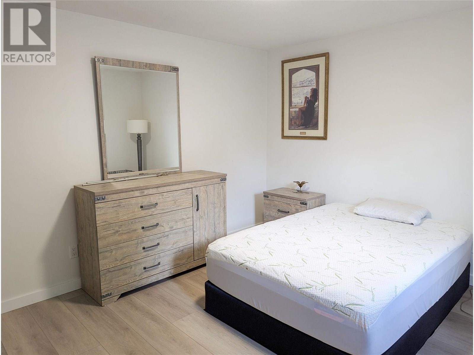 710 IVY Street, Castlegar
