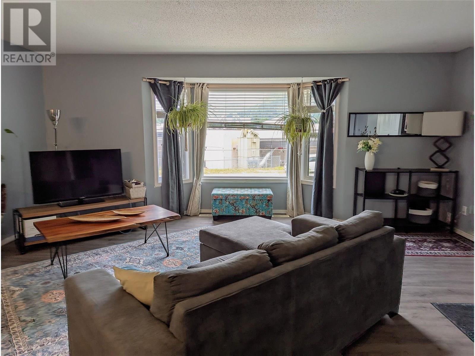 710 IVY Street, Castlegar