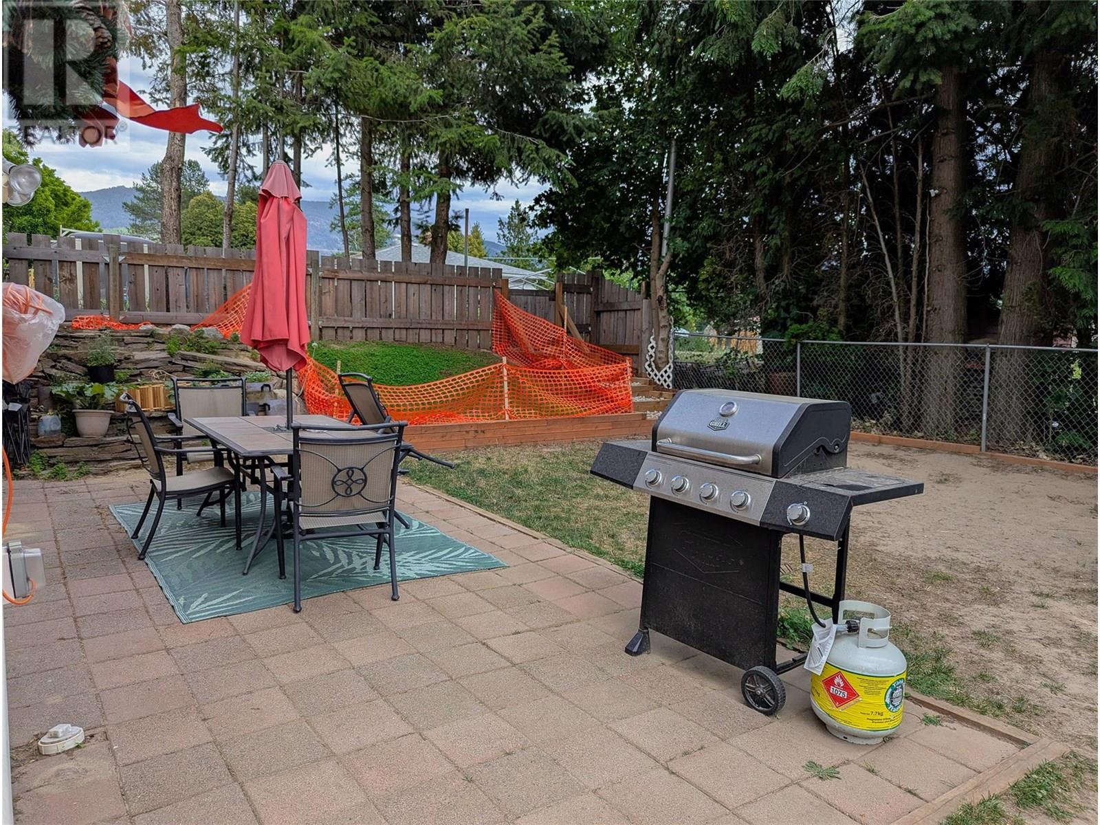 710 IVY Street, Castlegar
