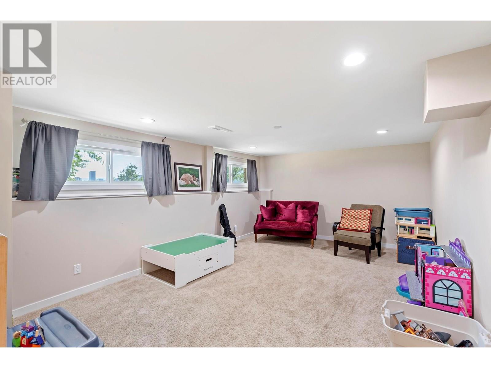 Photo 45 of 1154 Mountain Avenue, Kelowna BC