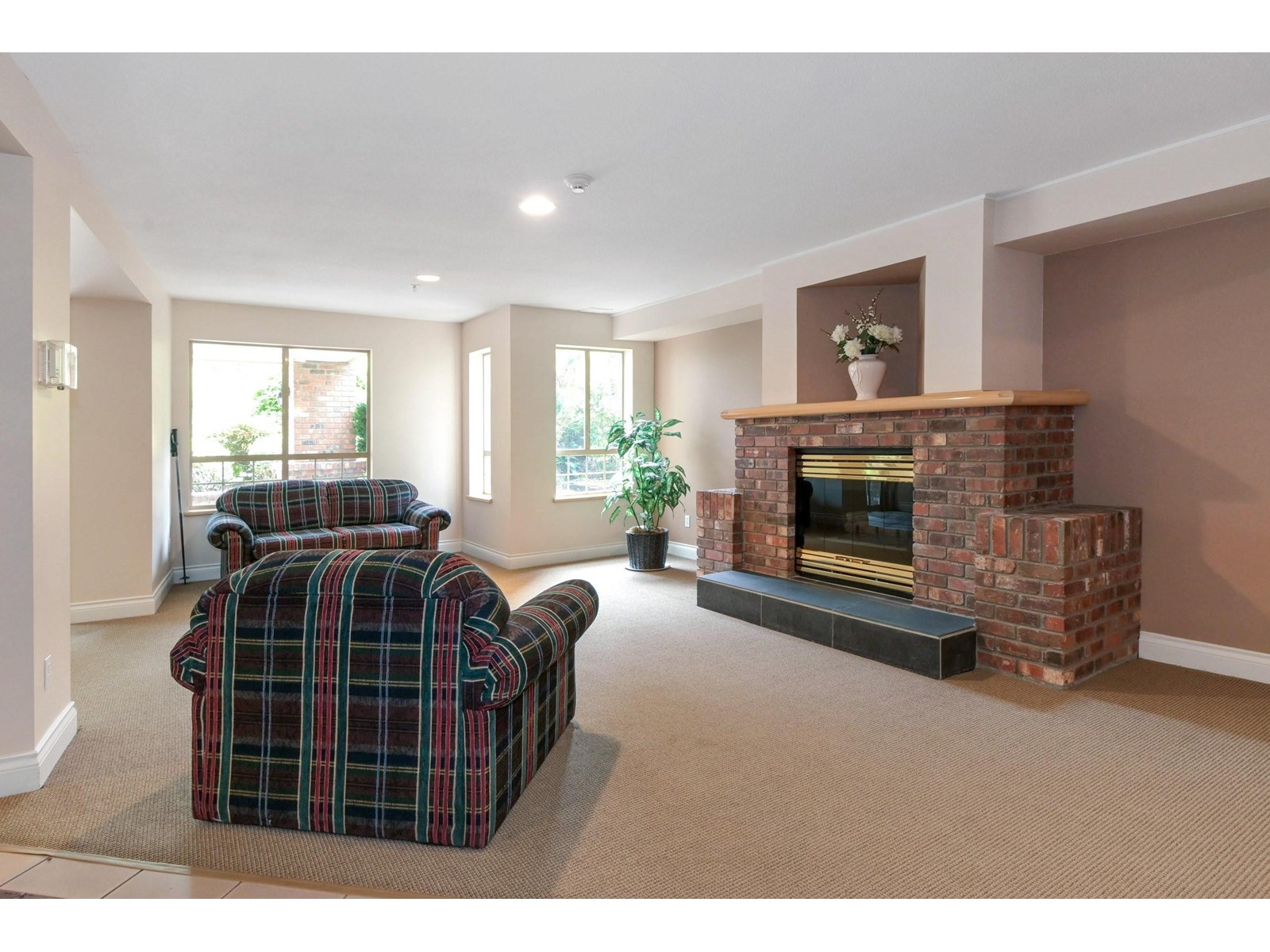Photo 12 of 107 22015 48 Avenue, Langley BC