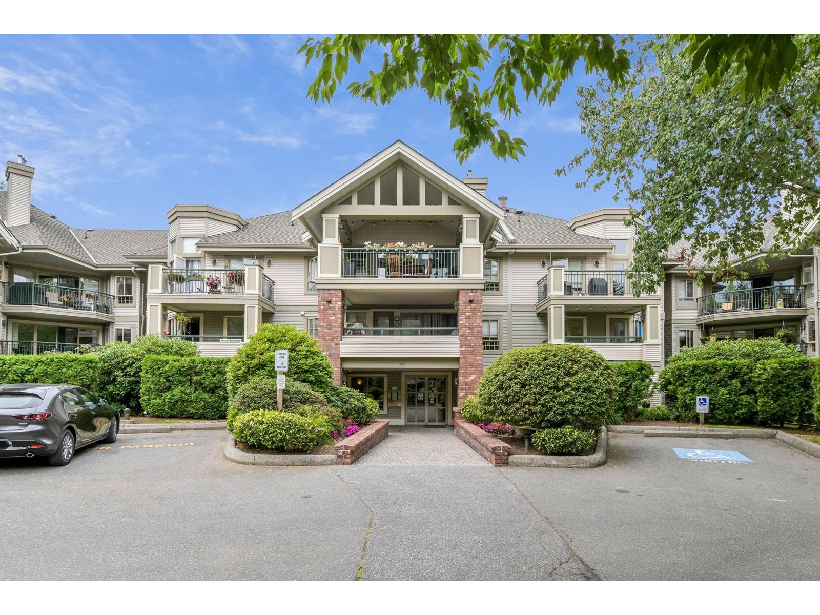 Photo 20 of 107 22015 48 Avenue, Langley BC
