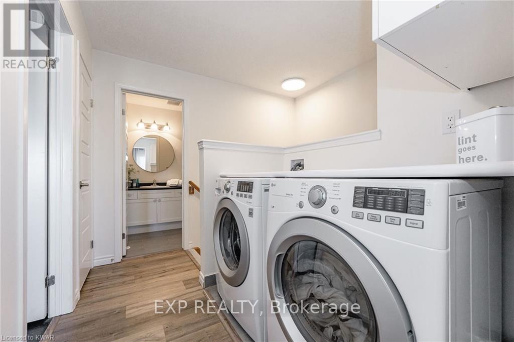 Photo 16 of 8 Stratus Street, Kitchener ON