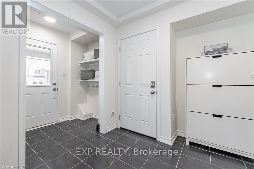 Photo 23 of 8 Stratus Street, Kitchener ON