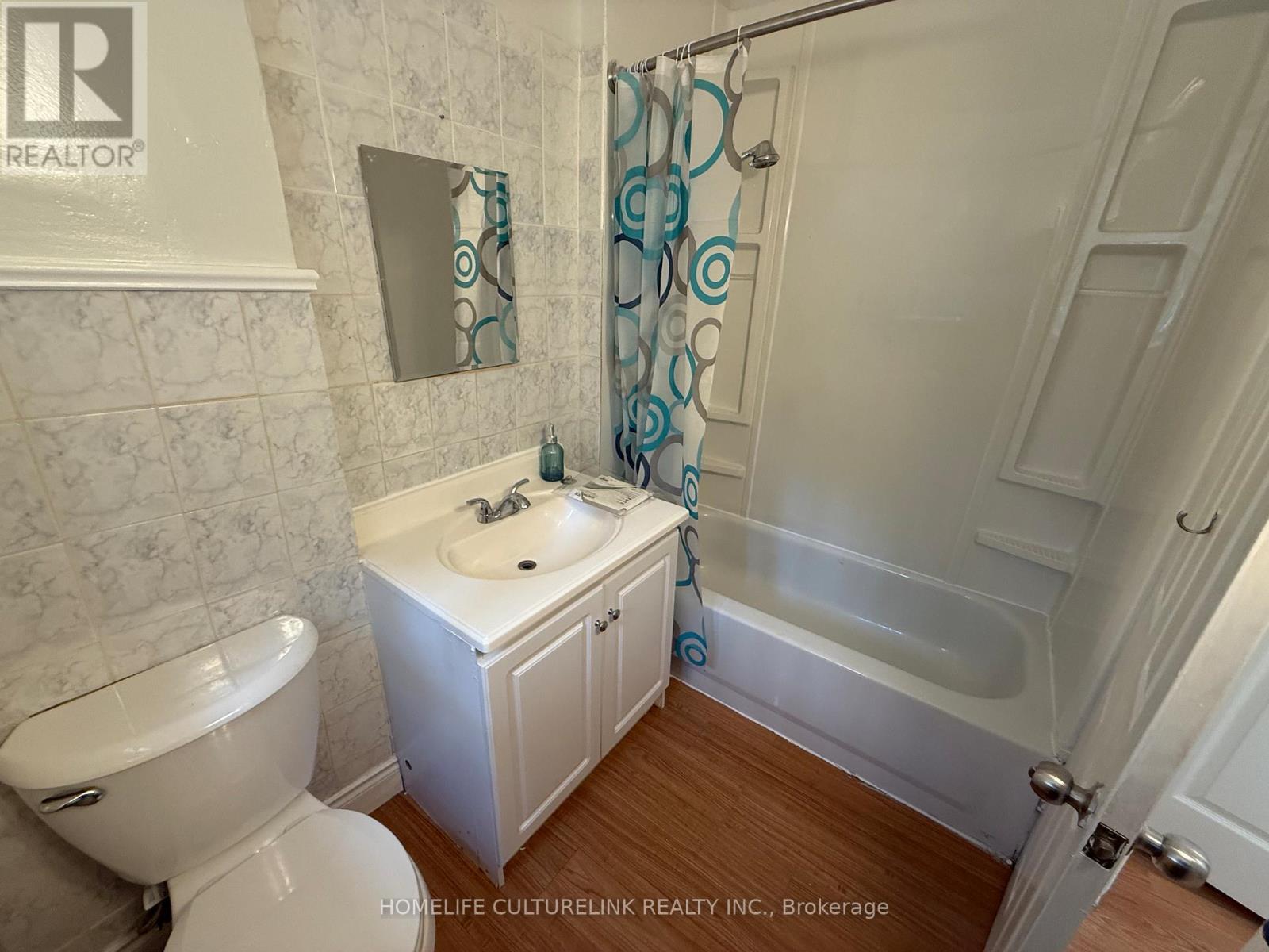 Photo 6 of 1 A 731 Broadview Avenue, Toronto ON