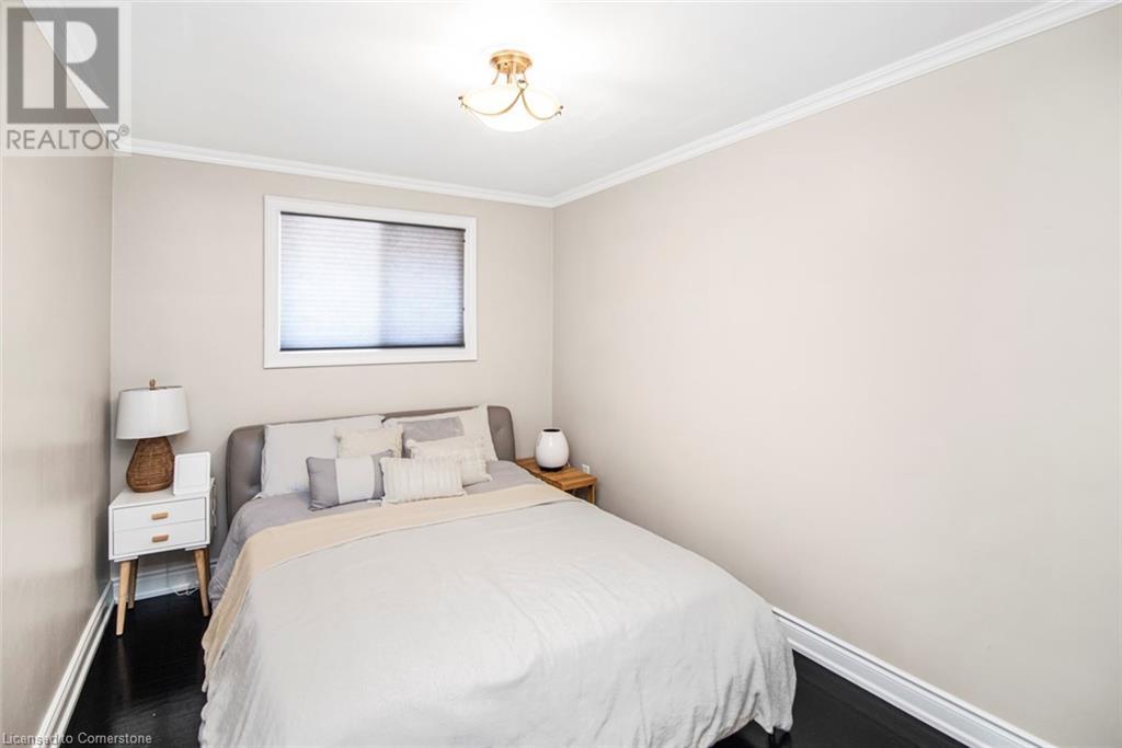 Photo 19 of 101 Victor Boulevard, Hamilton ON