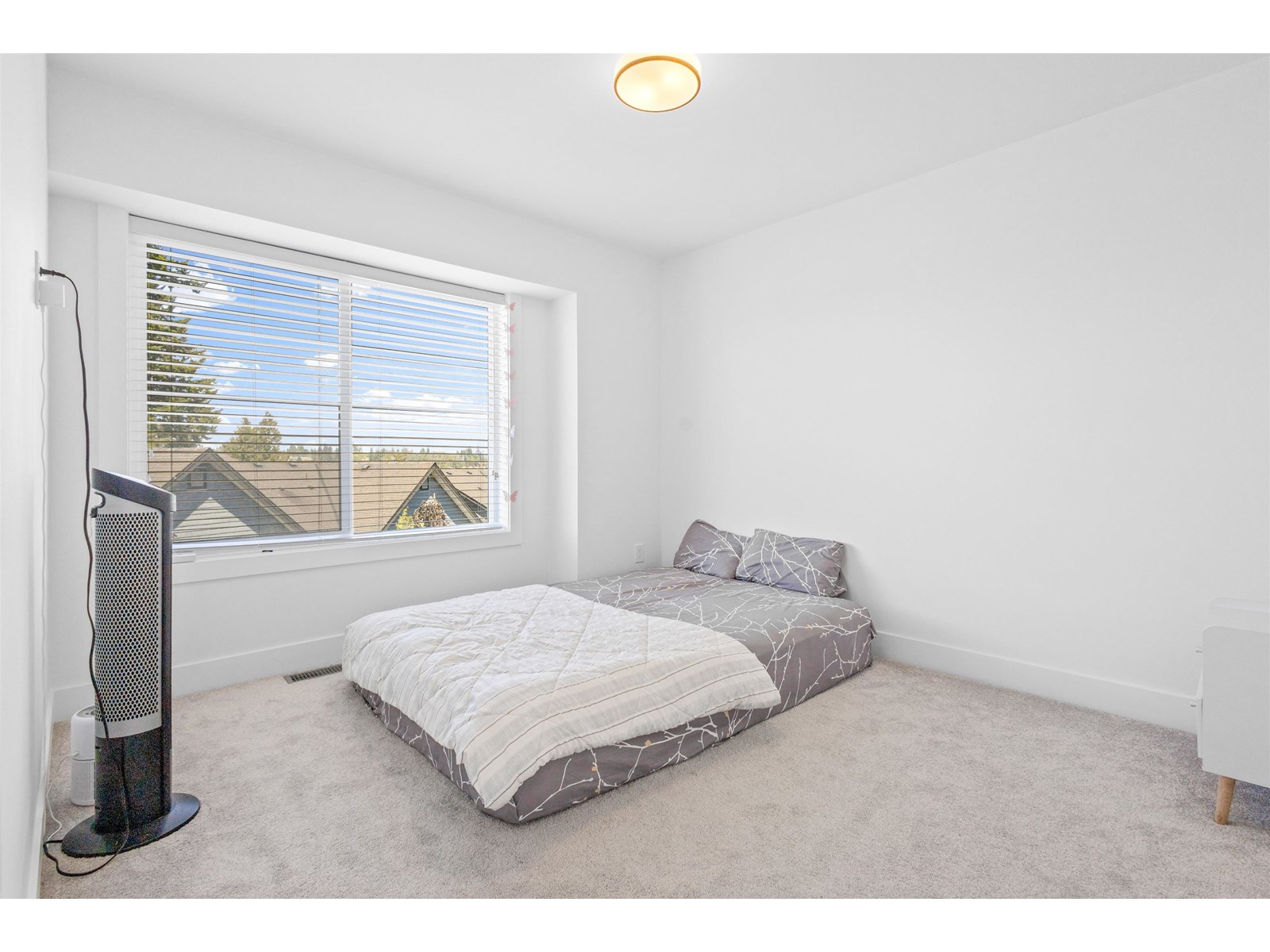 Photo 17 of 1 14355 62 Avenue, Surrey BC