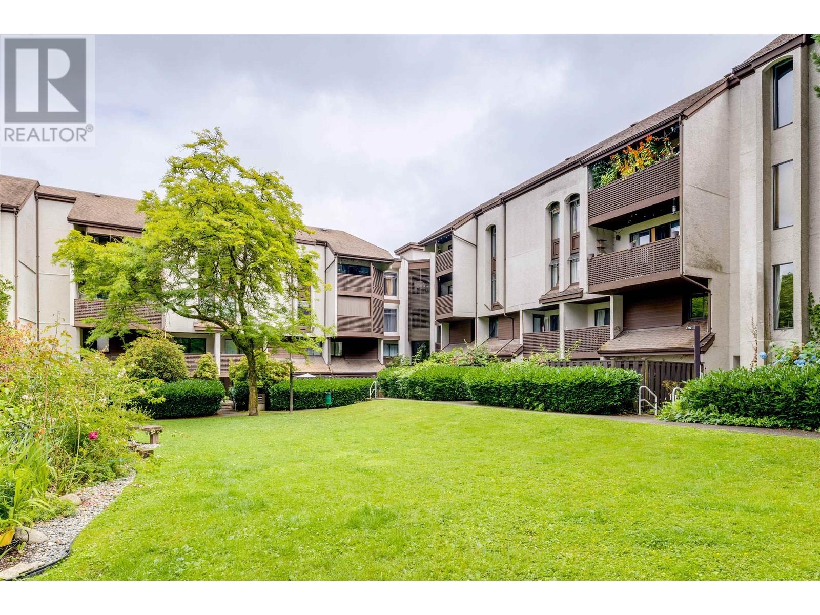 Photo 1 of 404 340 Ginger Drive, New Westminster BC