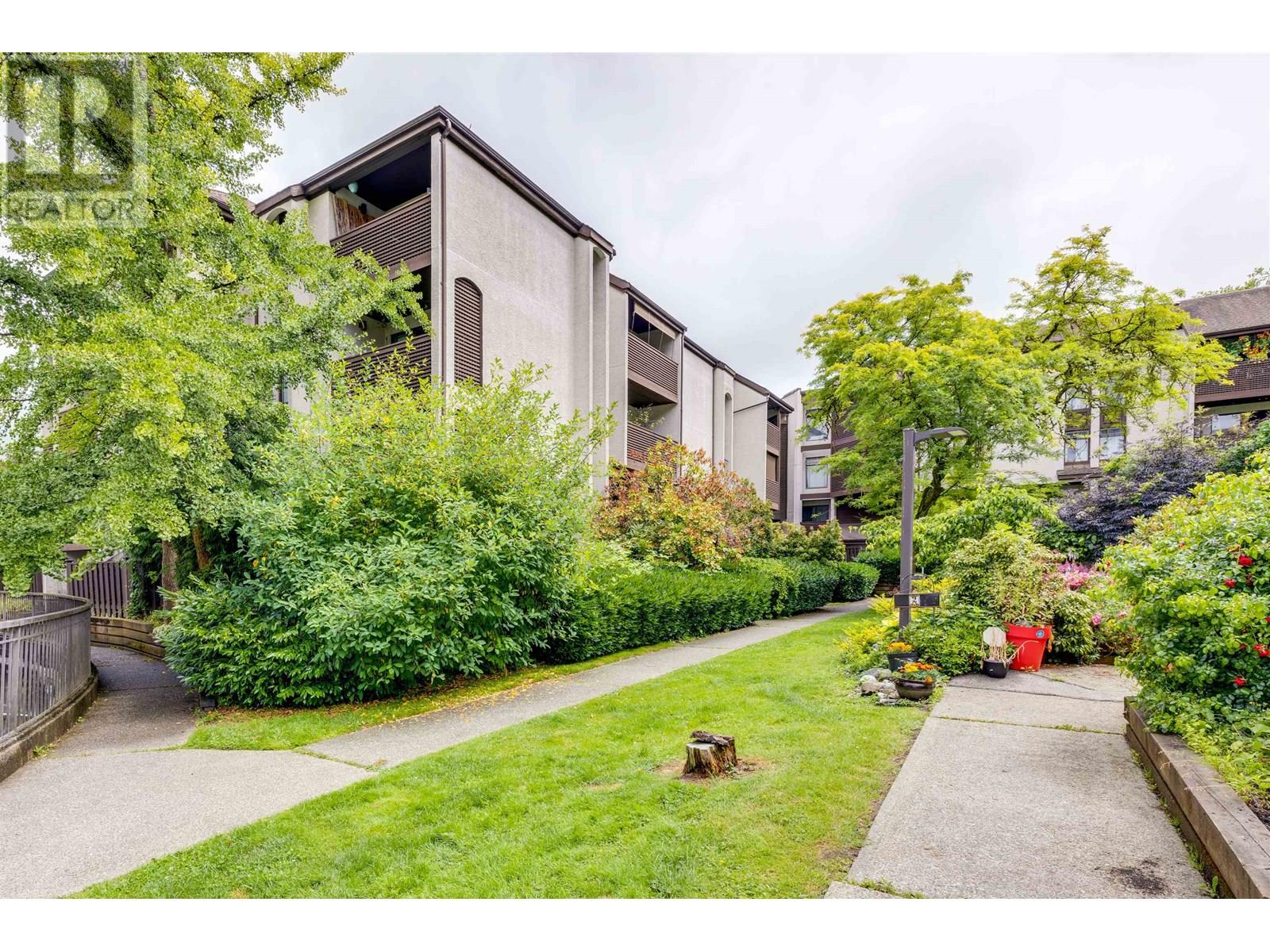Photo 24 of 404 340 Ginger Drive, New Westminster BC