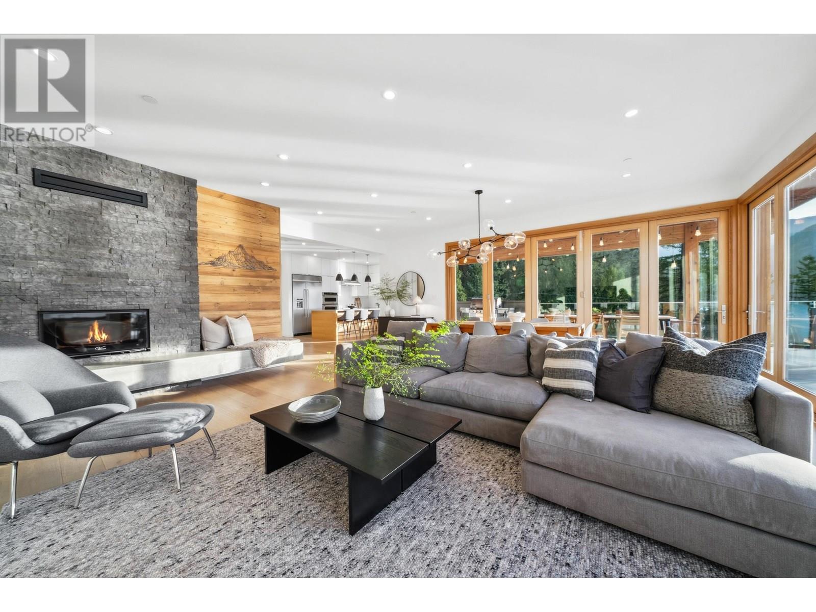 5577 INDIAN RIVER DRIVE, North Vancouver