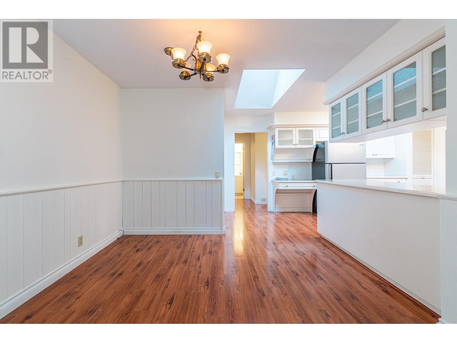 5725 CRANLEY DRIVE, West Vancouver