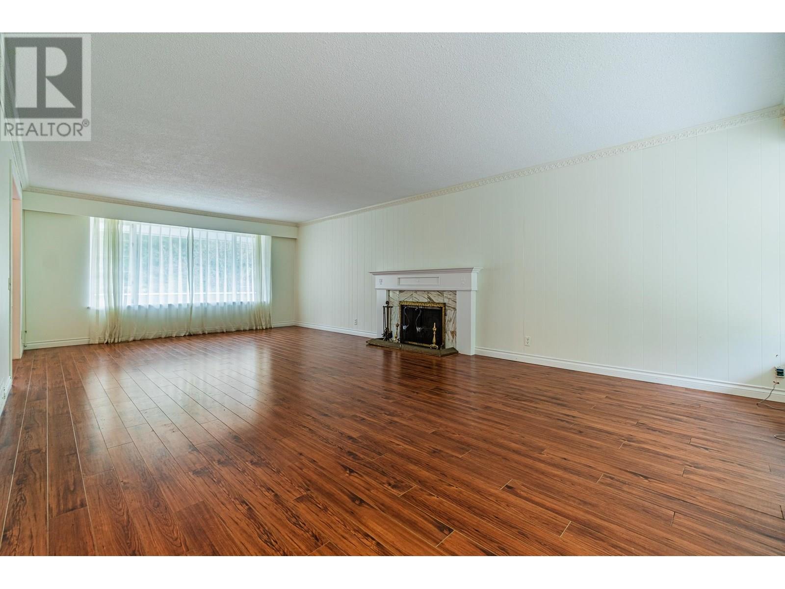 5725 CRANLEY DRIVE, West Vancouver