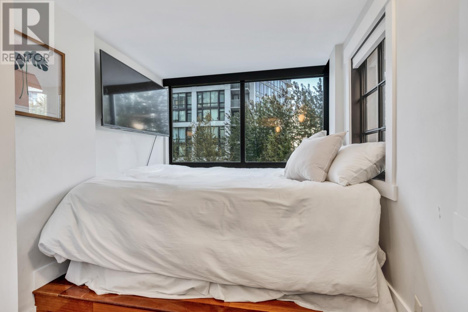 Photo 14 of 306 1238 Seymour Street, Vancouver BC