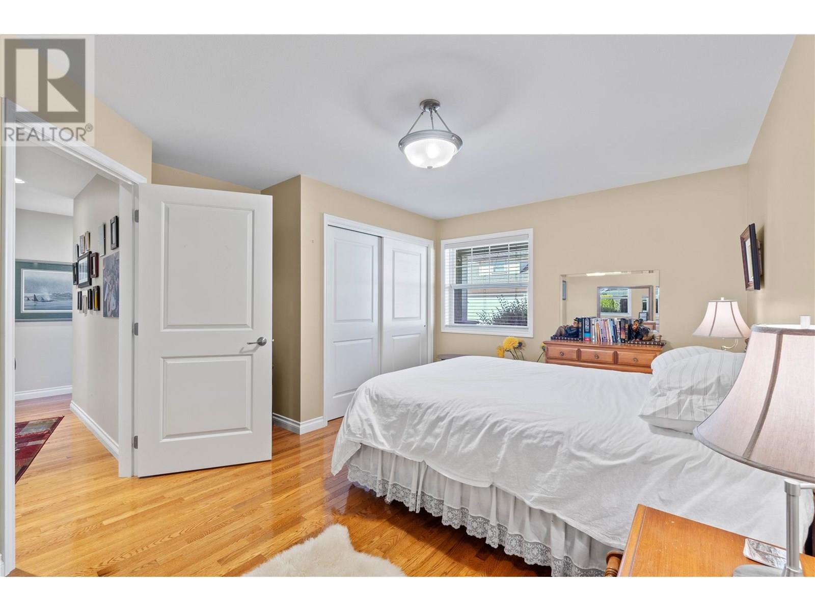 38 1231 10 Street Southwest, Salmon Arm