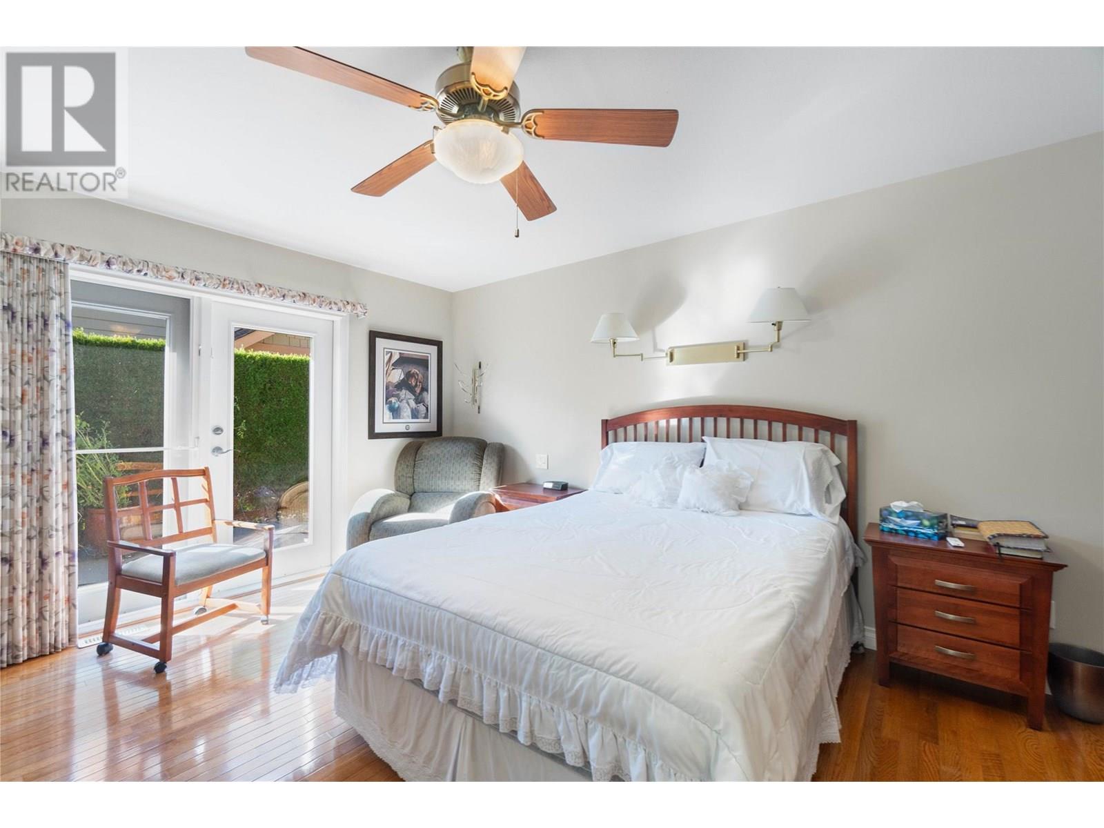 38 1231 10 Street Southwest, Salmon Arm