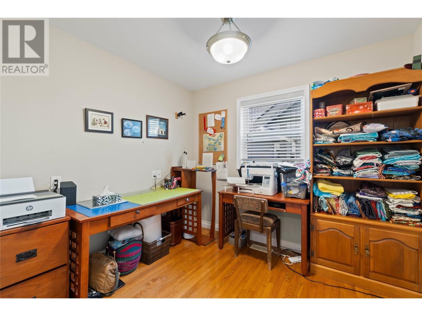 38 1231 10 Street Southwest, Salmon Arm