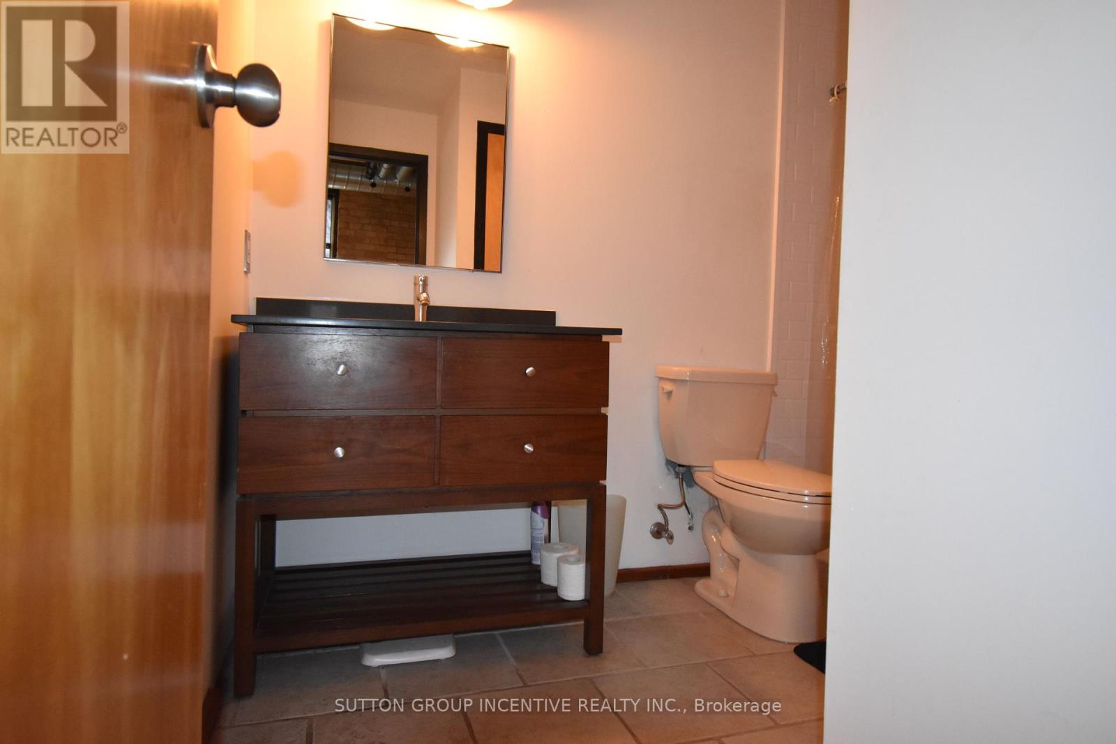Photo 13 of 24 36 Margaret Street, Hamilton ON