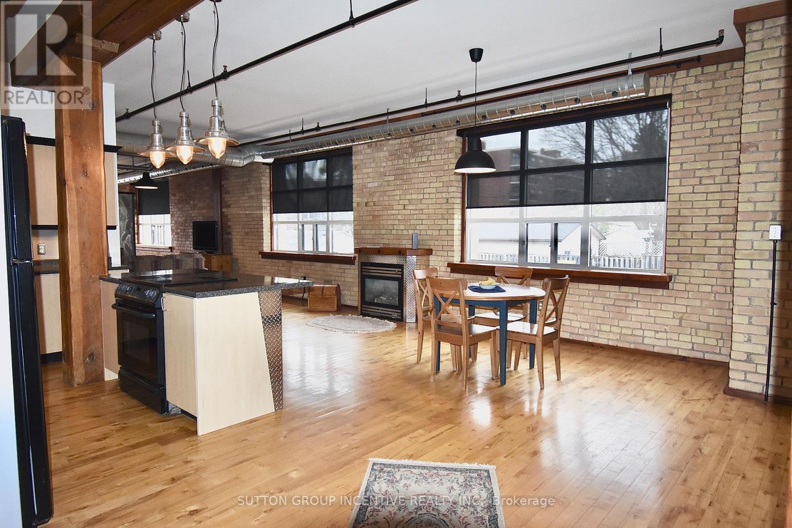 Photo 9 of 24 36 Margaret Street, Hamilton ON