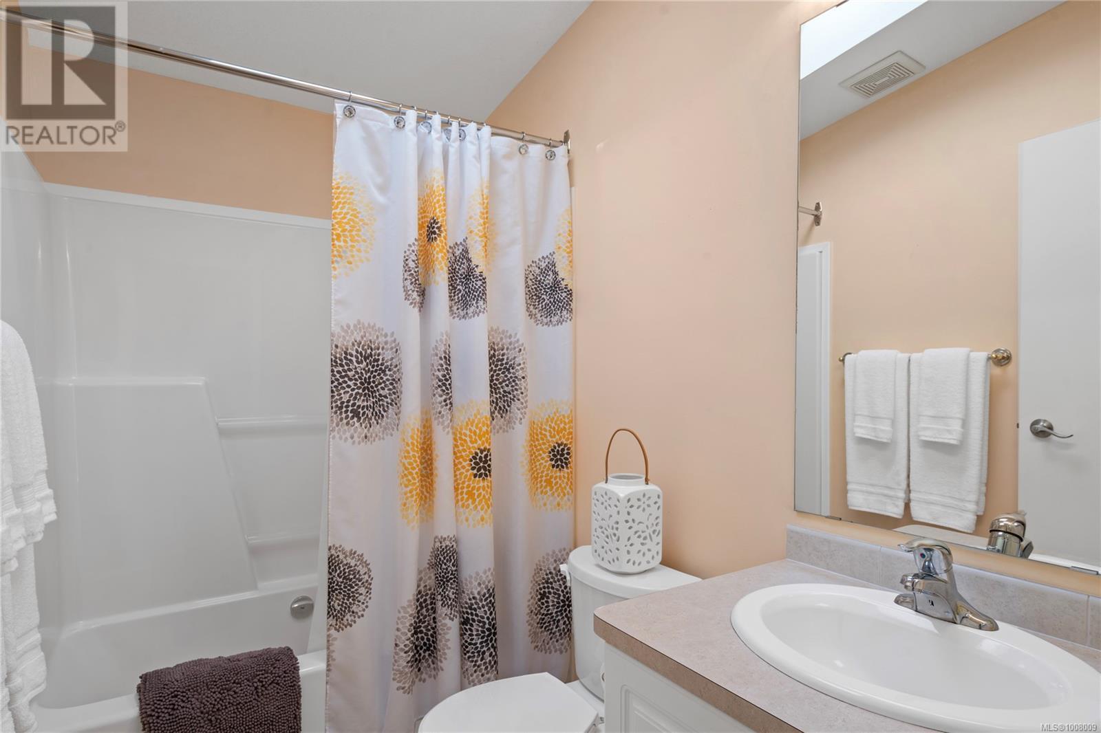 Photo 22 of 101 1833 Noorzan St, Nanaimo BC