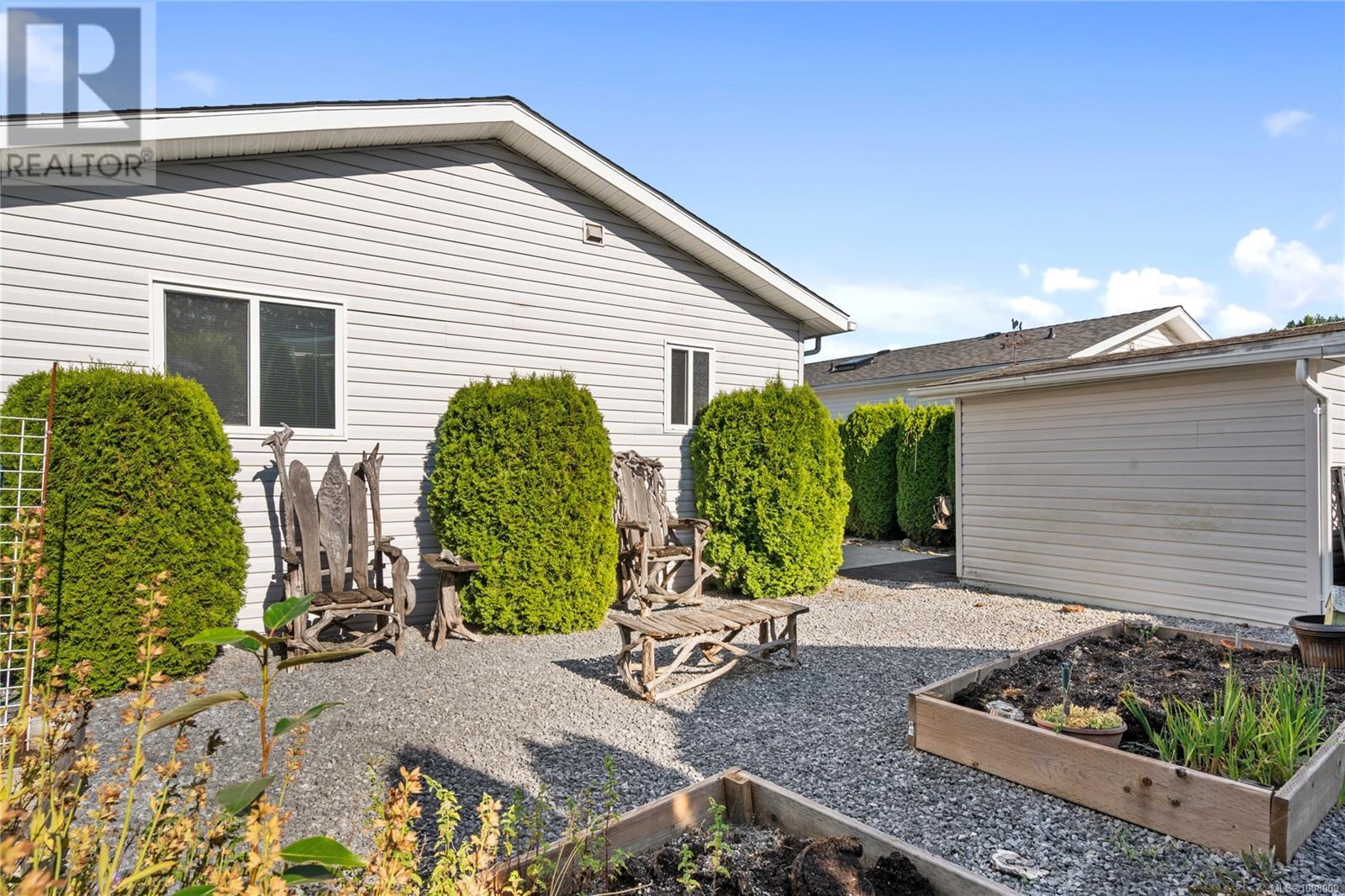 Photo 31 of 101 1833 Noorzan St, Nanaimo BC
