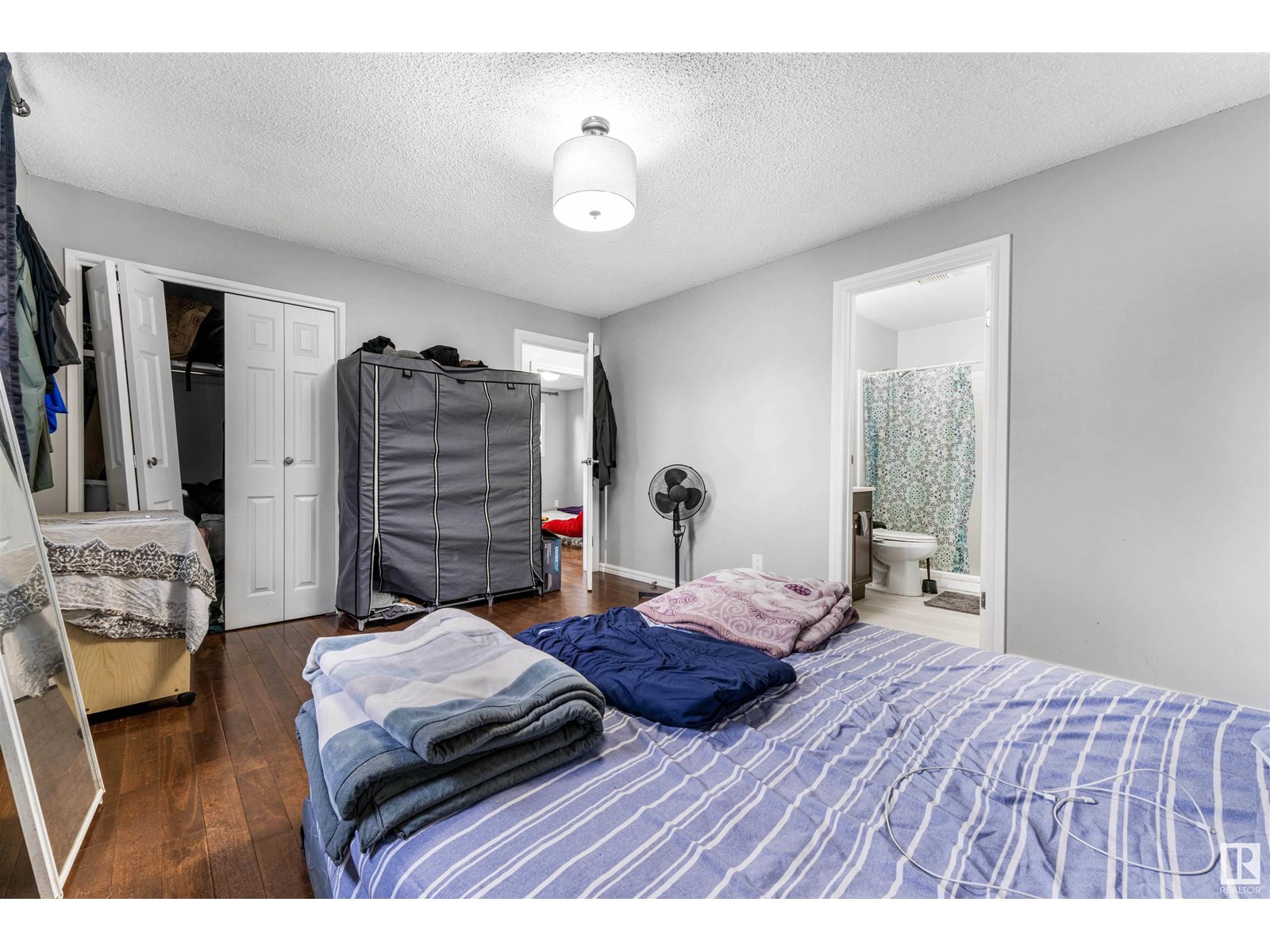 Photo 8 of 1027 61 St Nw, Edmonton AB