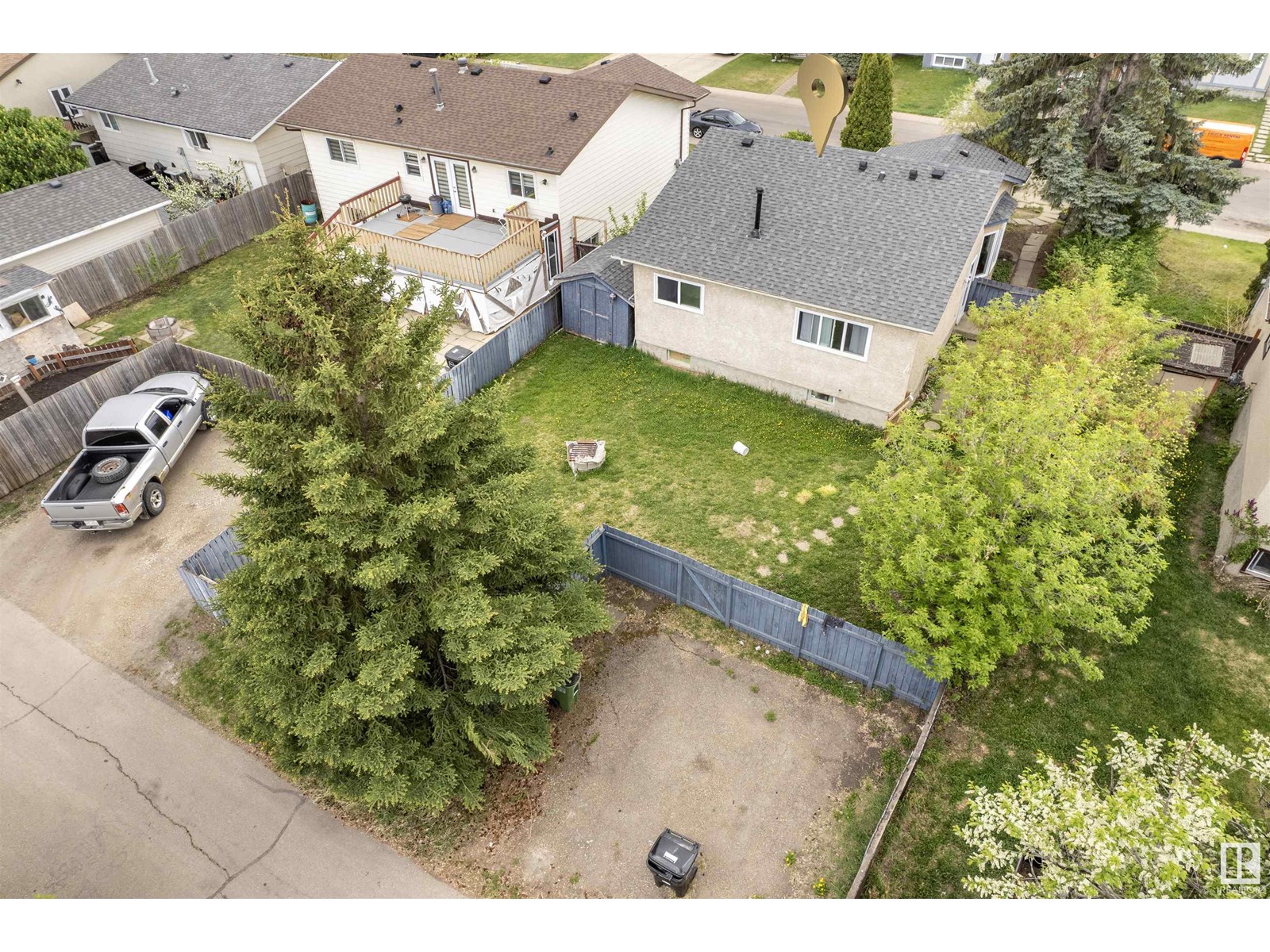 Photo 21 of 1027 61 St Nw, Edmonton AB