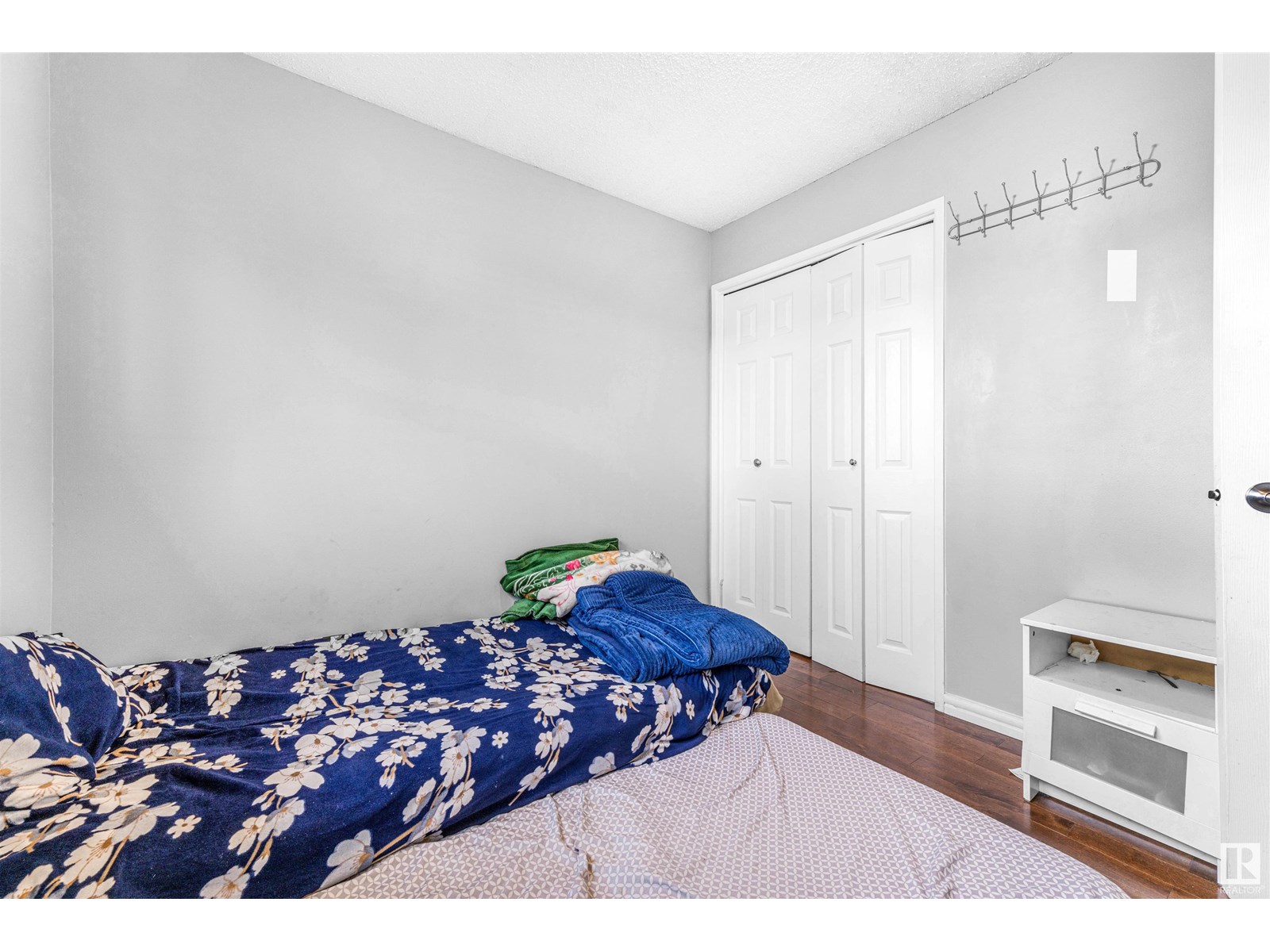 Photo 3 of 1027 61 St Nw, Edmonton AB