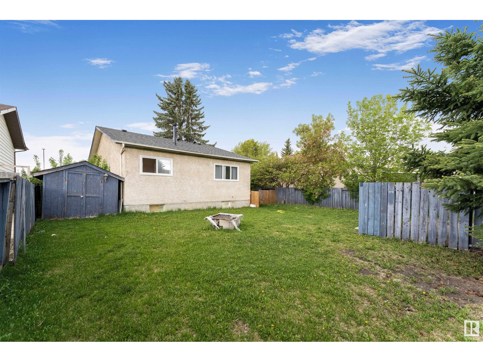 Photo 23 of 1027 61 St Nw, Edmonton AB