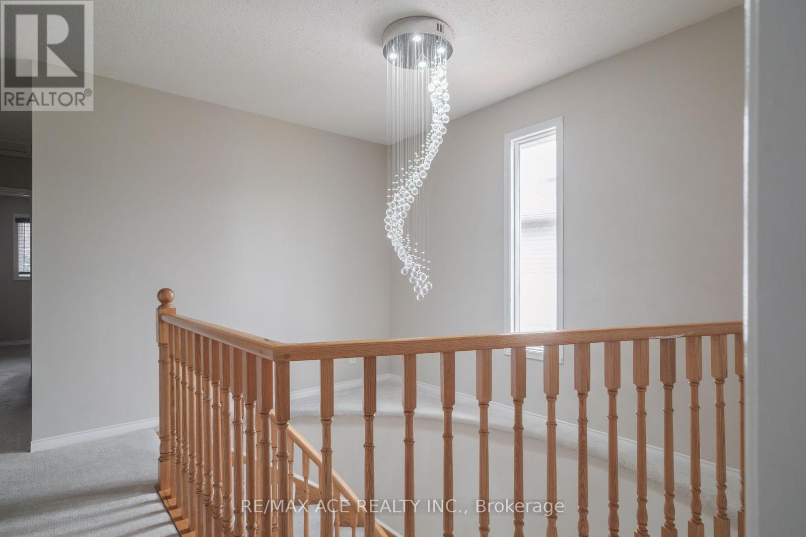 Photo 25 of 50 Soper Creek Drive, Clarington ON
