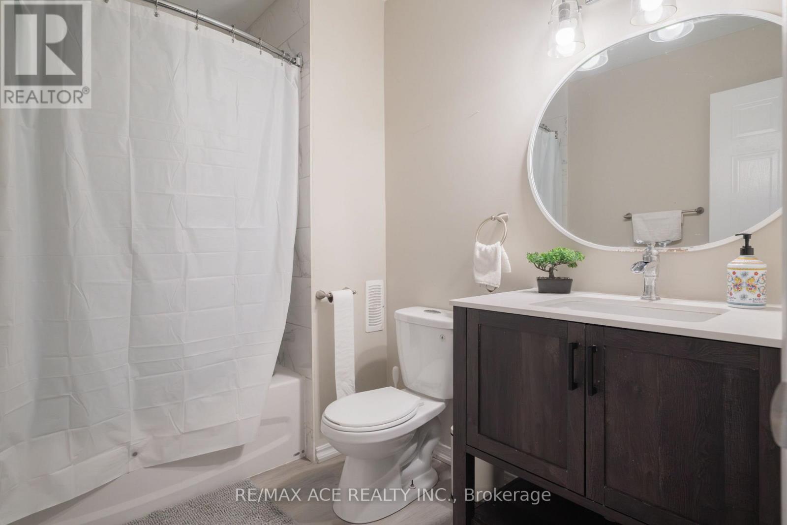 Photo 30 of 50 Soper Creek Drive, Clarington ON