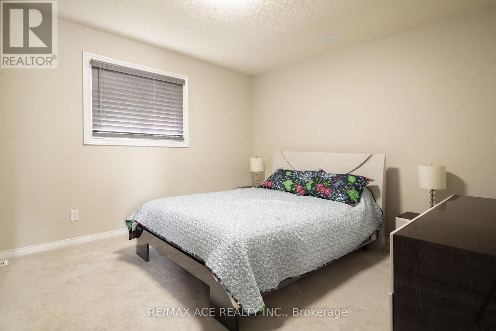 Photo 6 of 50 Soper Creek Drive, Clarington ON